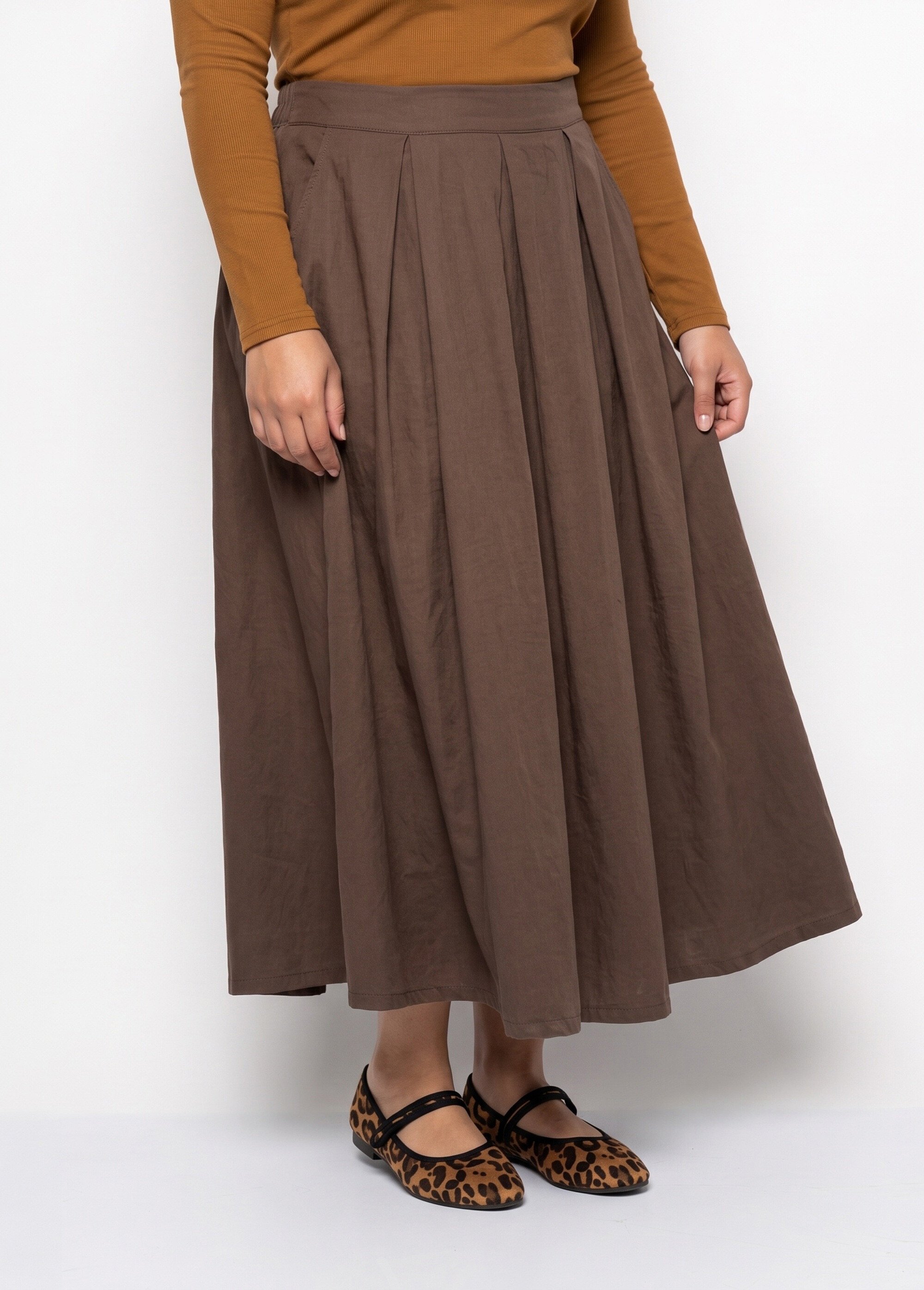 Jupe longue taille plissée et élastiquée Femme Grande Taille Marron CHY-AB050 FA1