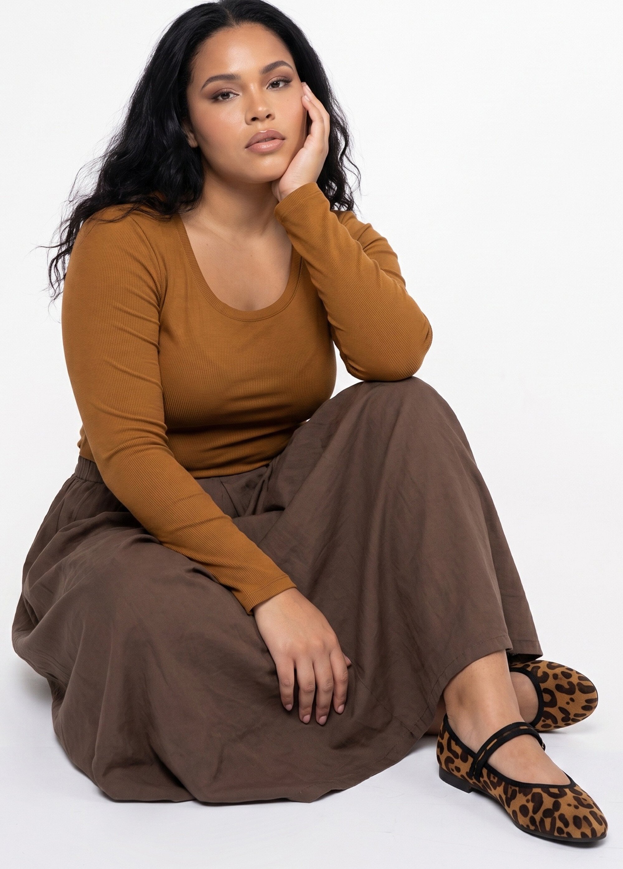 Jupe longue taille plissée et élastiquée Femme Grande Taille Marron CHY-AB050 MV1