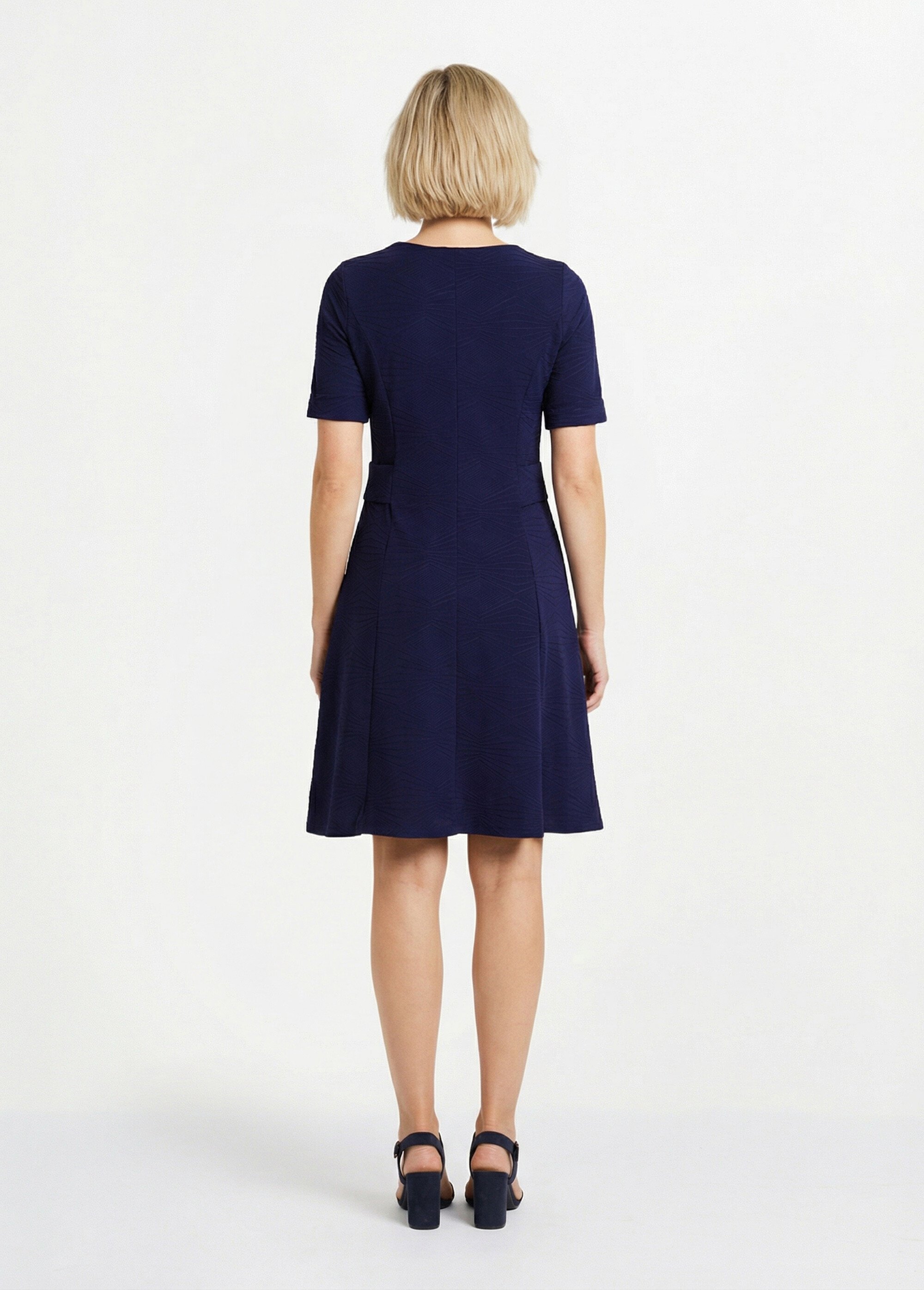 Robe évasée courte unie