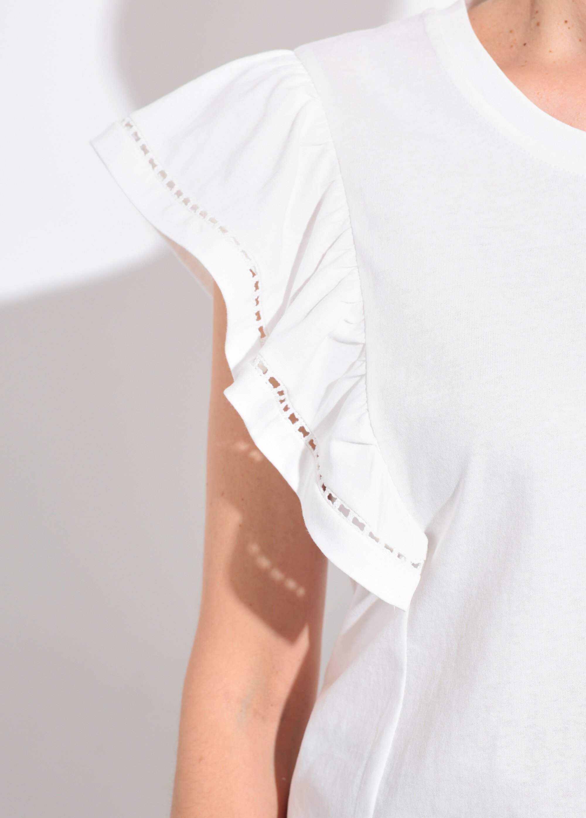 T-shirt manches courtes volantées ajourées Femme Blanc JB-TS0031 DE2