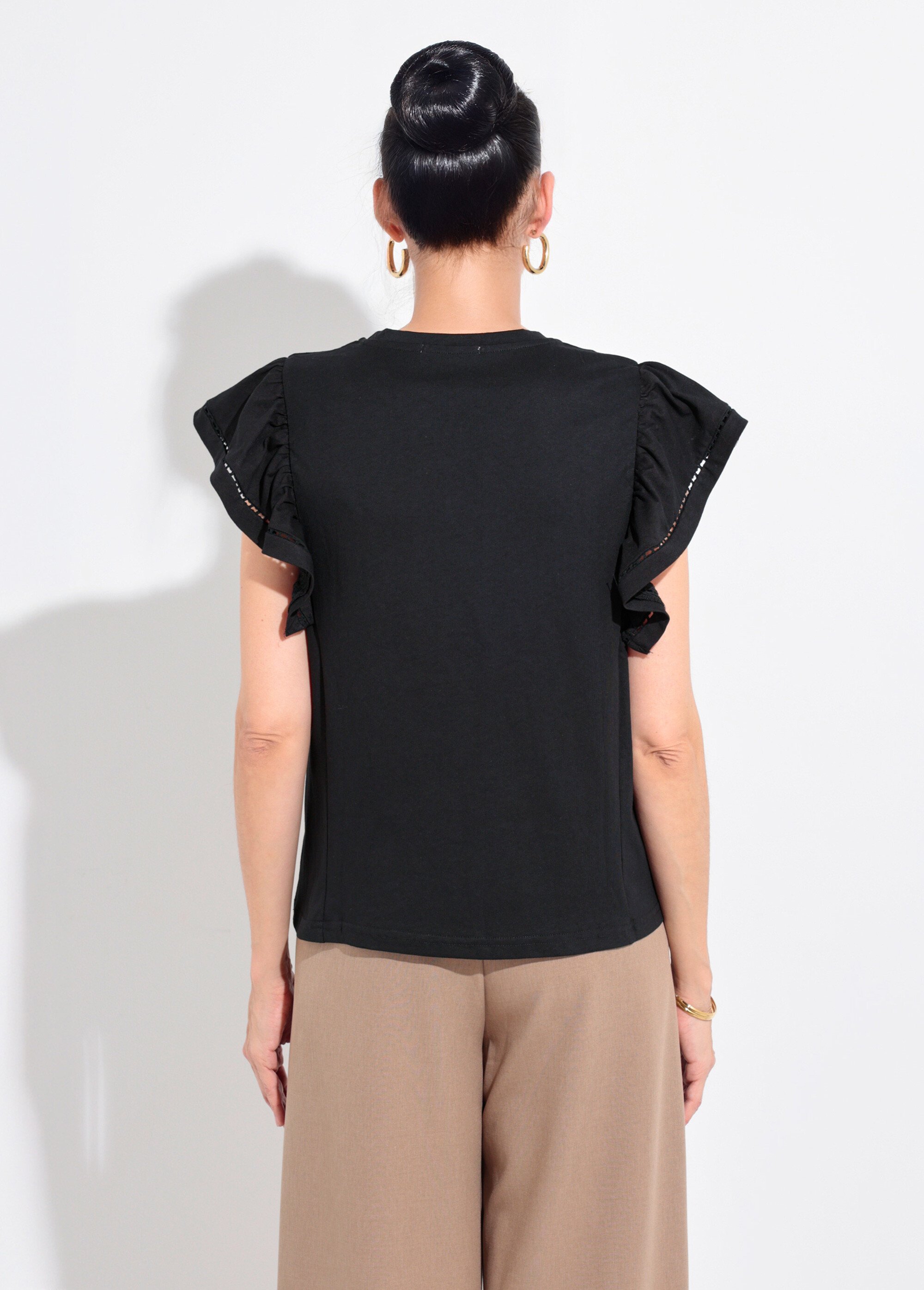 T-shirt manches courtes volantées ajourées Femme Noir JB-TS0031 DO1