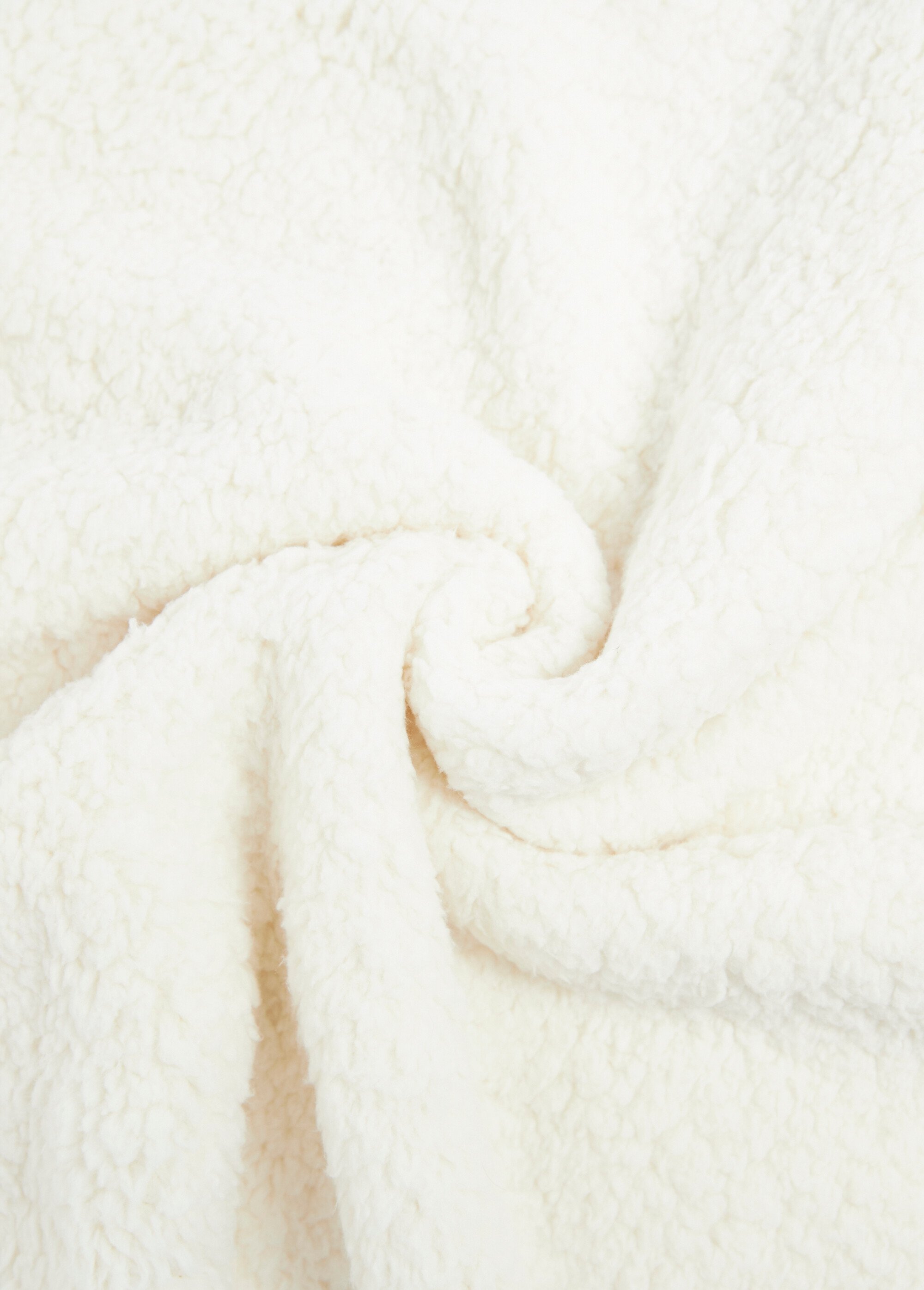 Coupon de tissu aspect laineux sherpa