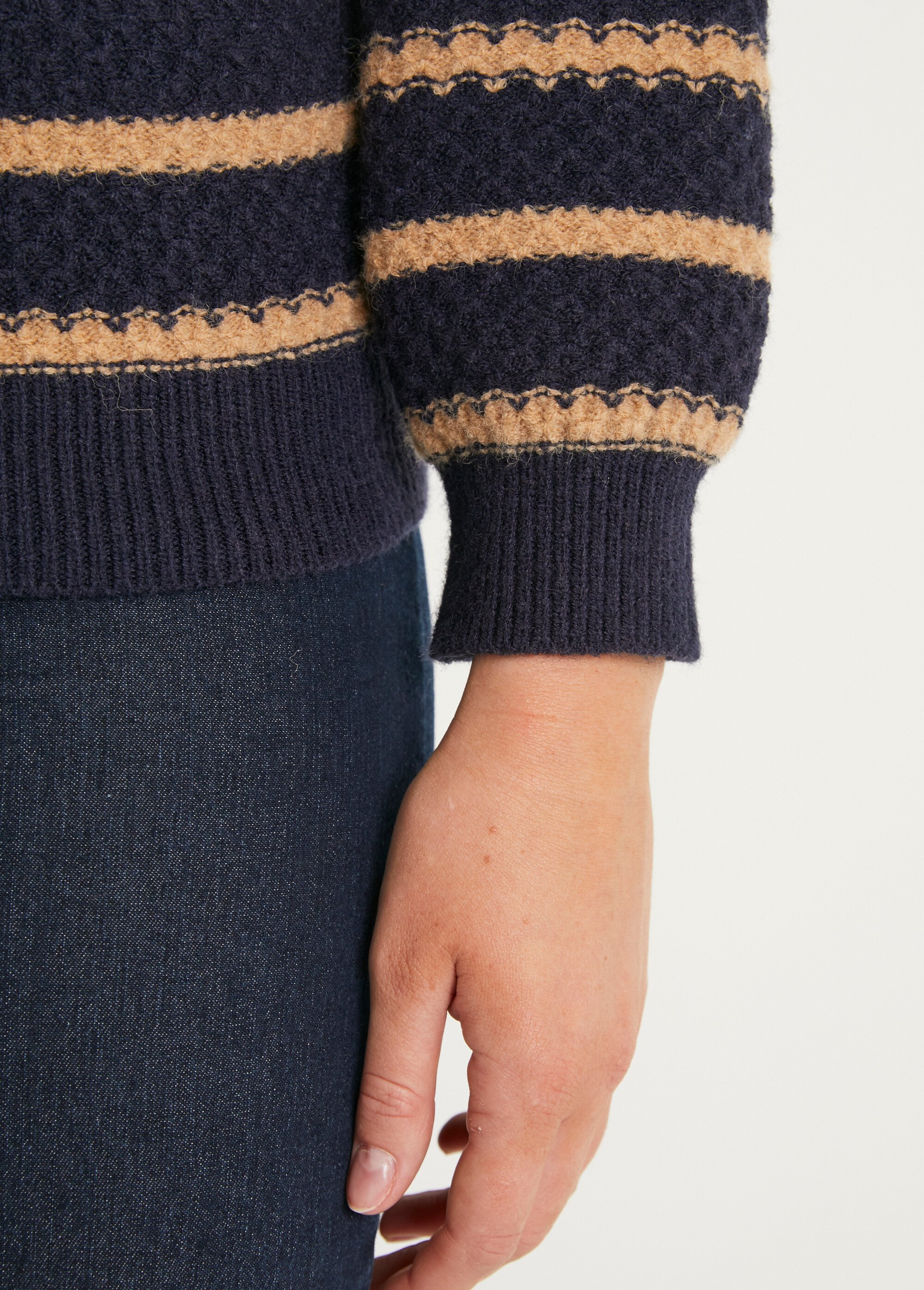 Pull col roulé manches longues descendues Raye noir | Afibel