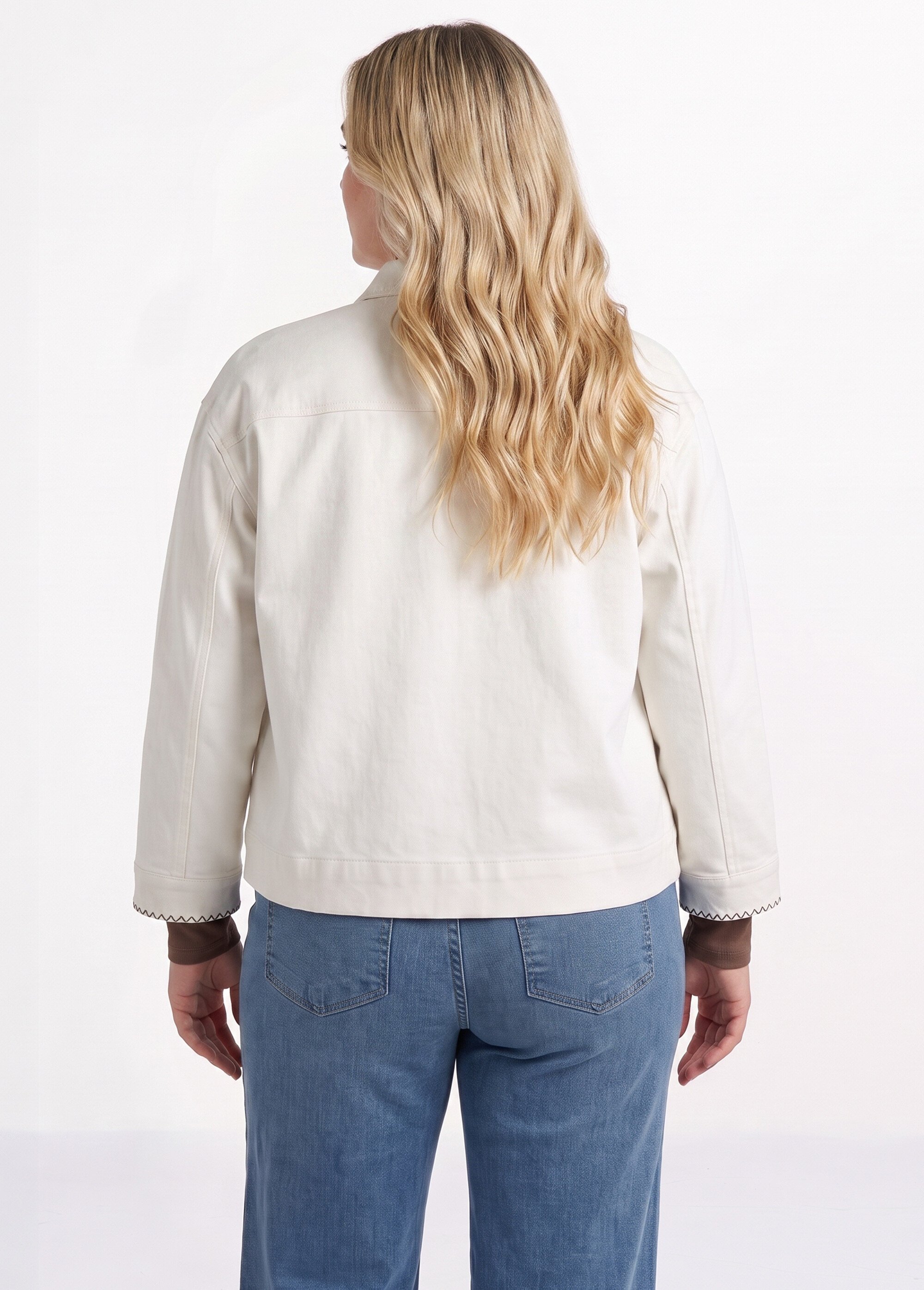 Veste courte en twill avec broderies Femme Grande Taille Beige CHY-1939 DO1