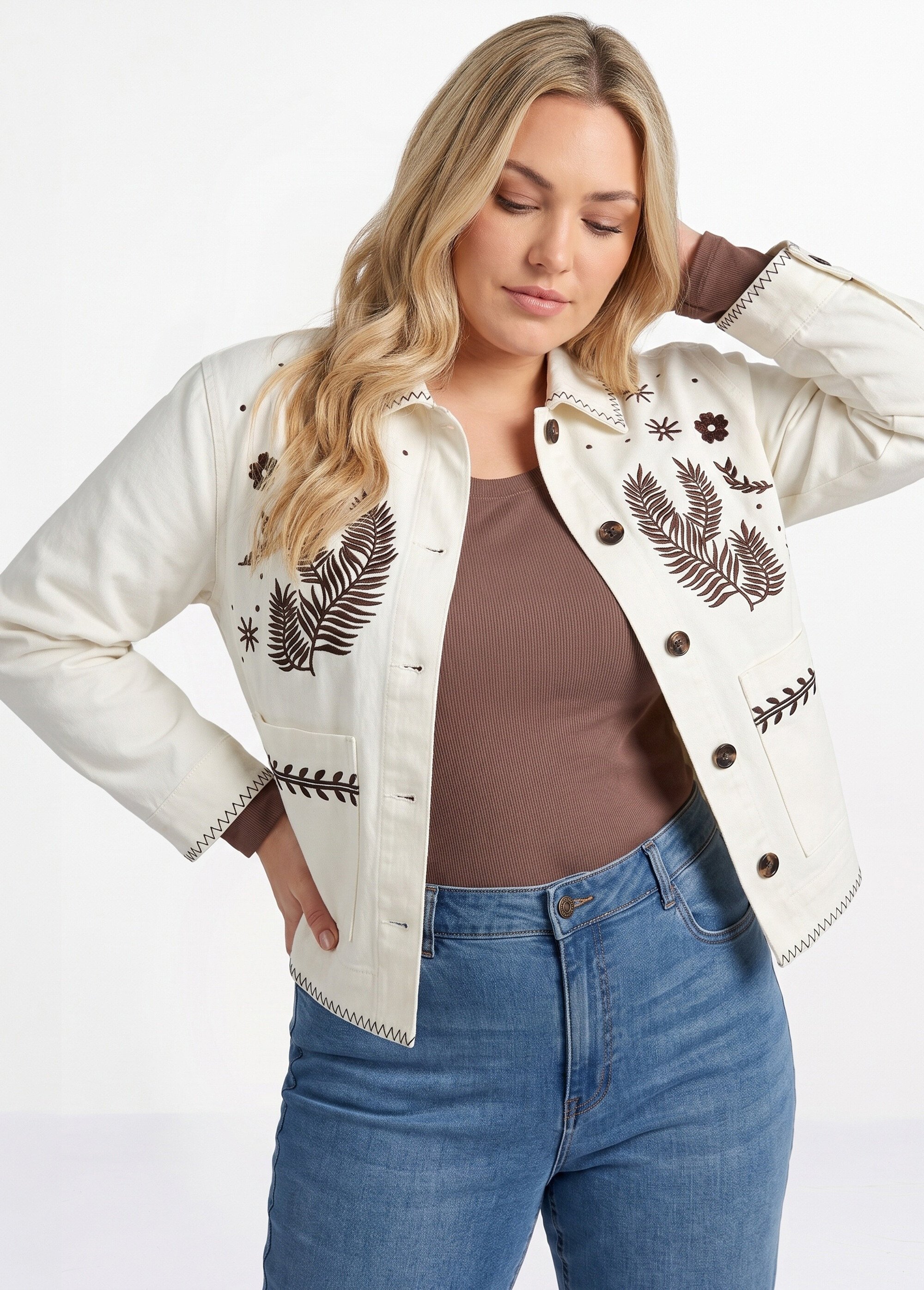 Veste courte en twill avec broderies Femme Grande Taille Beige CHY-1939 MV1