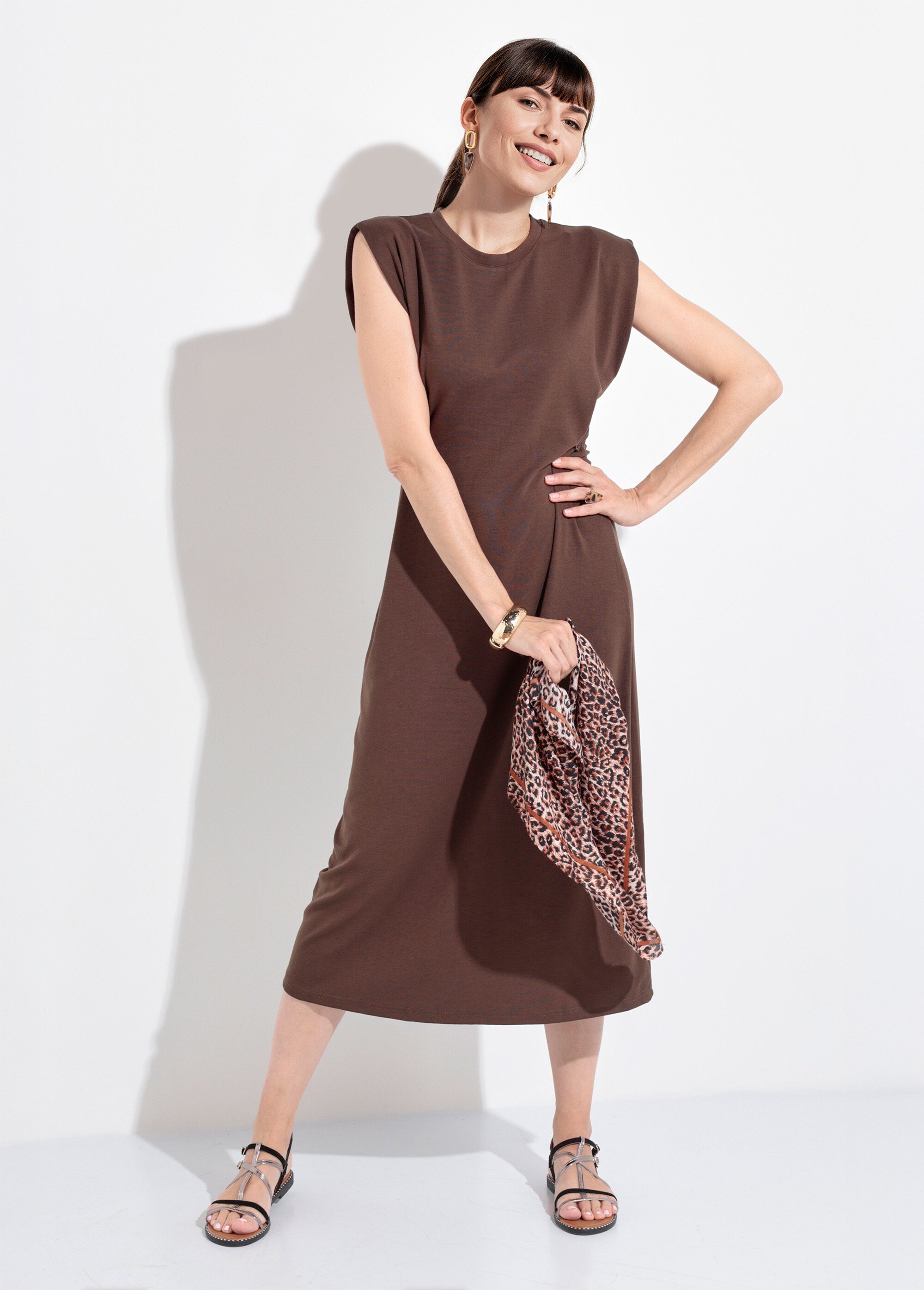 Robe T-shirt longue unie col rond Femme Marron JB-A1650 MV1