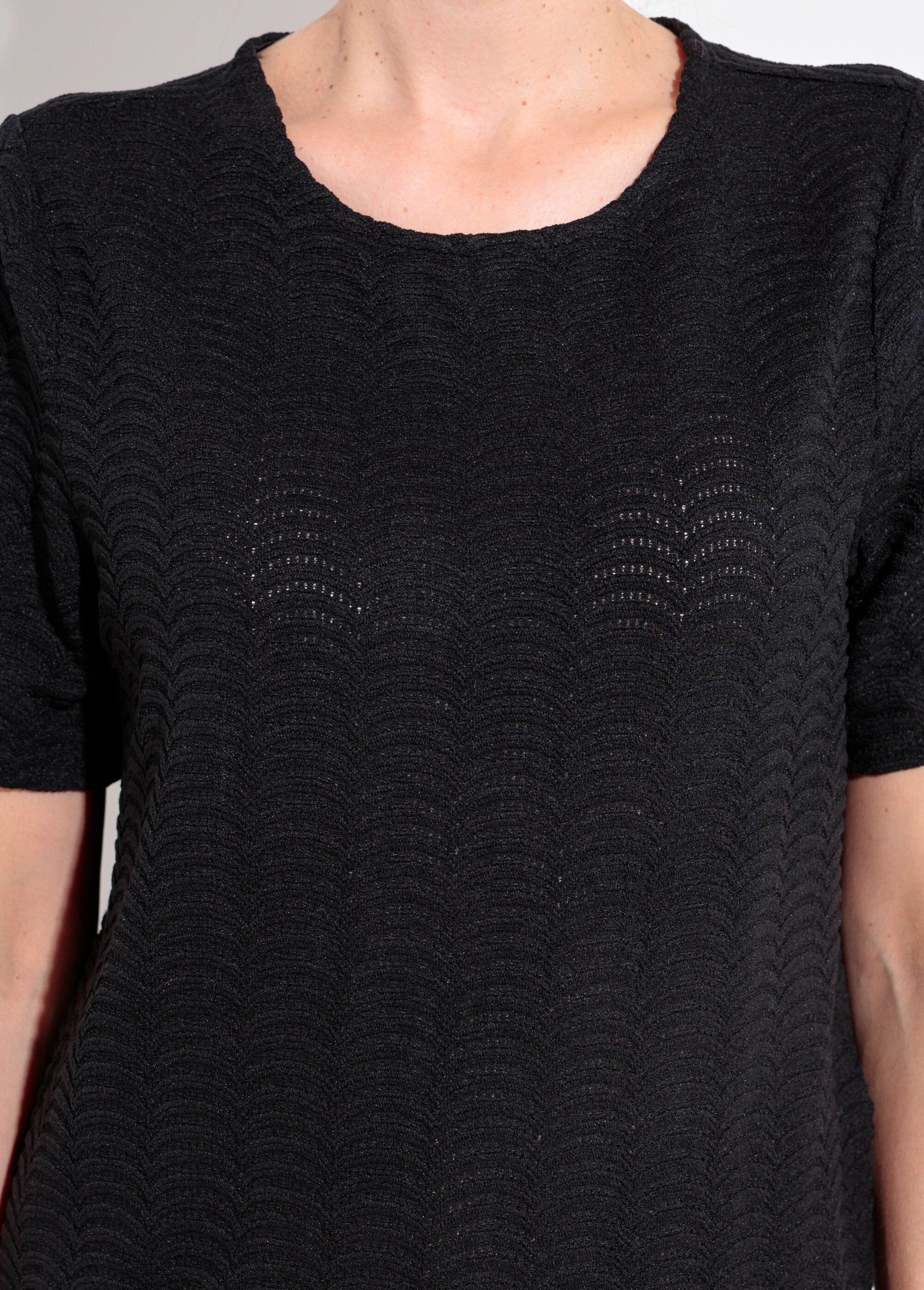 T-shirt maille reliéfée motif  écailles Femme Noir EE-N6148-2 DE1