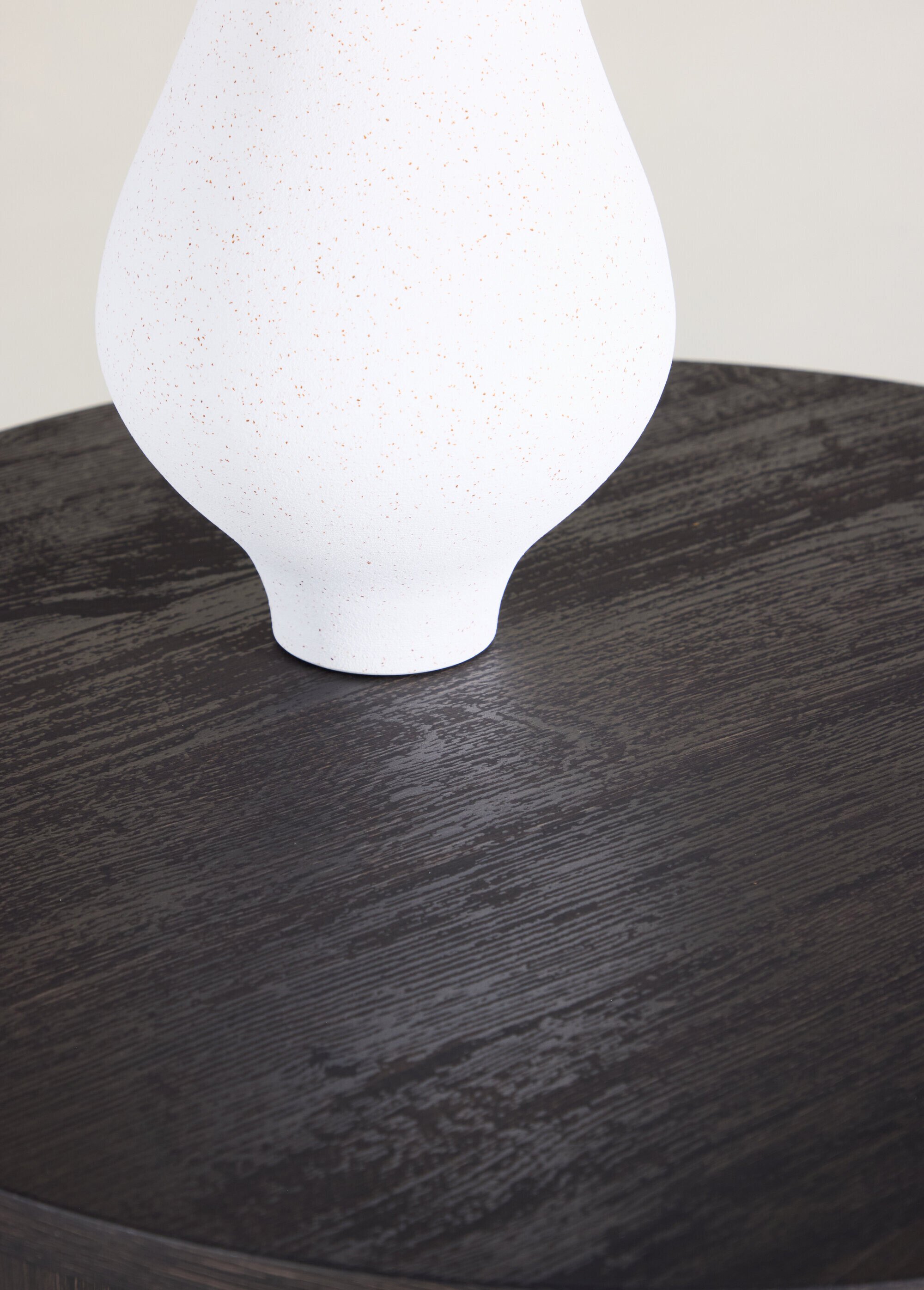 Table basse en bois foncé pied arrondi NOIR VEN-63364-100 DE3