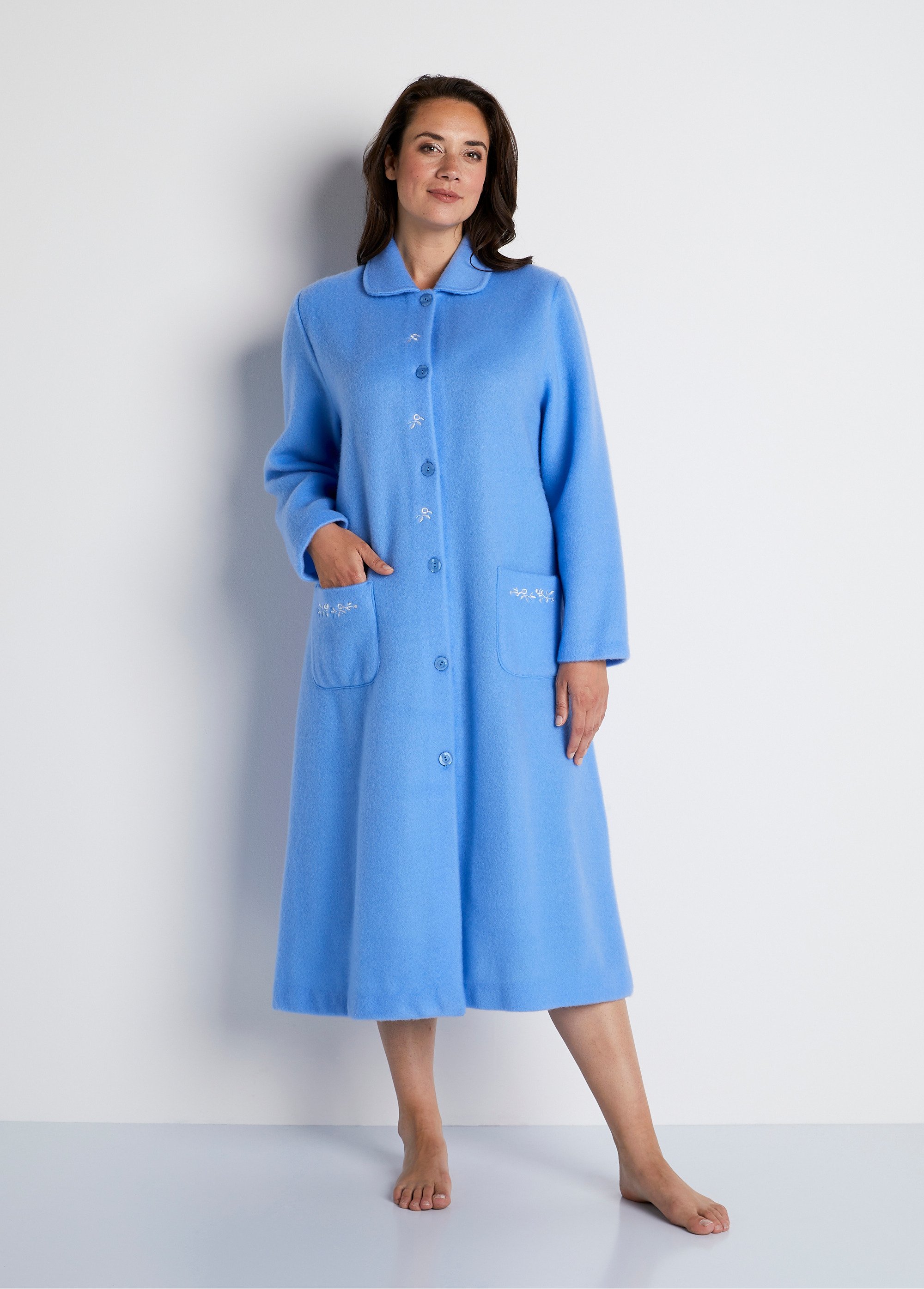 Peignoir robe de chambre brodé en Courtelle