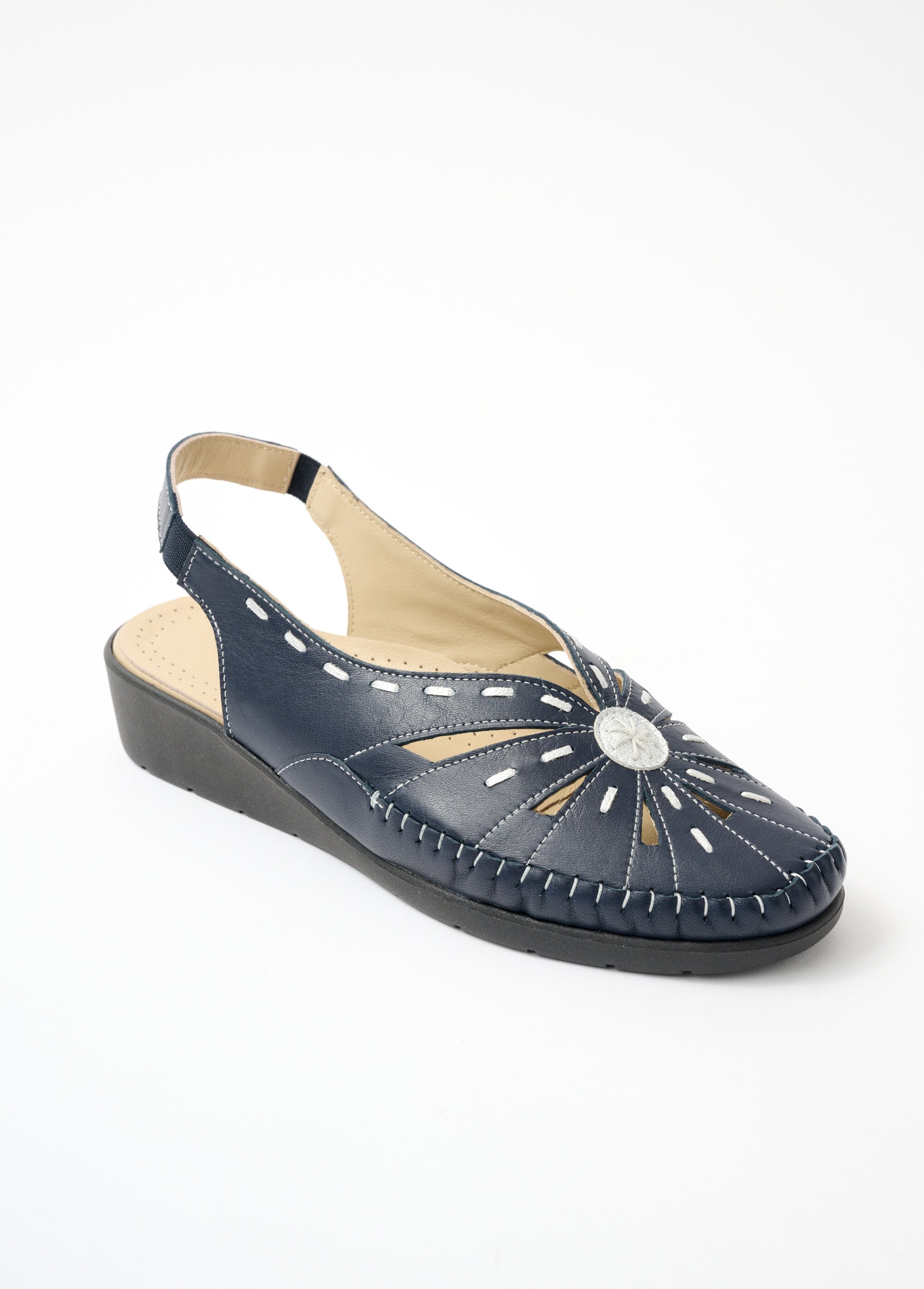 Sandales cuir bout fermé largeur confort