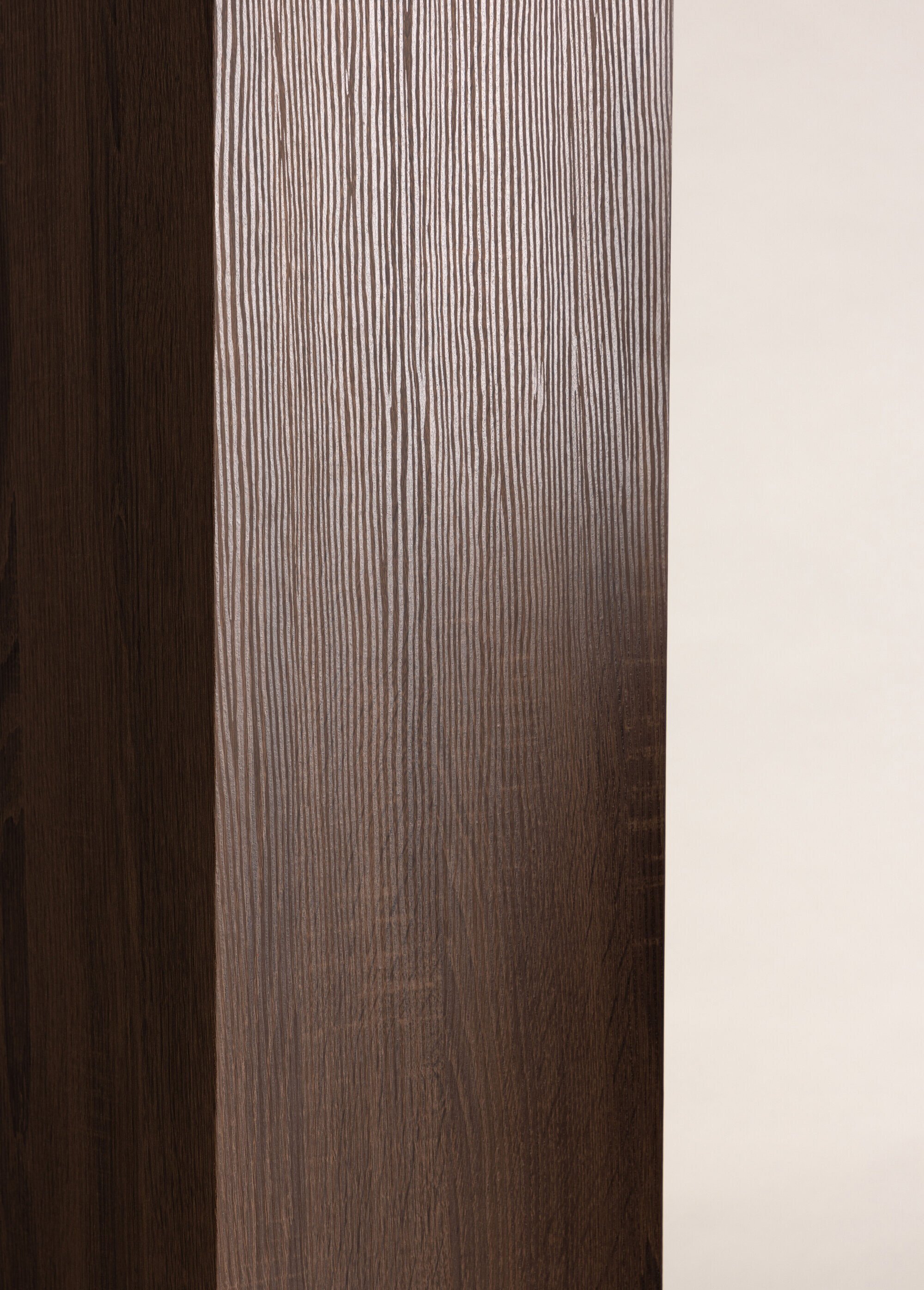 Sellette colonne carrée en bois massif MARRON VEN-42000-290 DE4