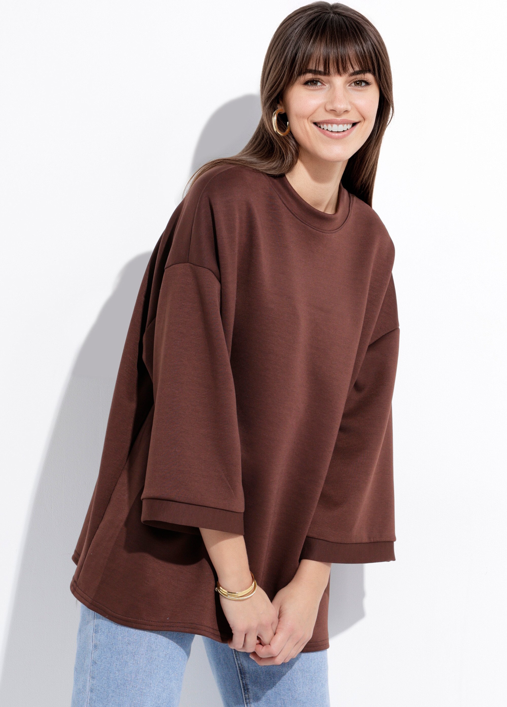 Sweat shirt large col rond, manches 3/4