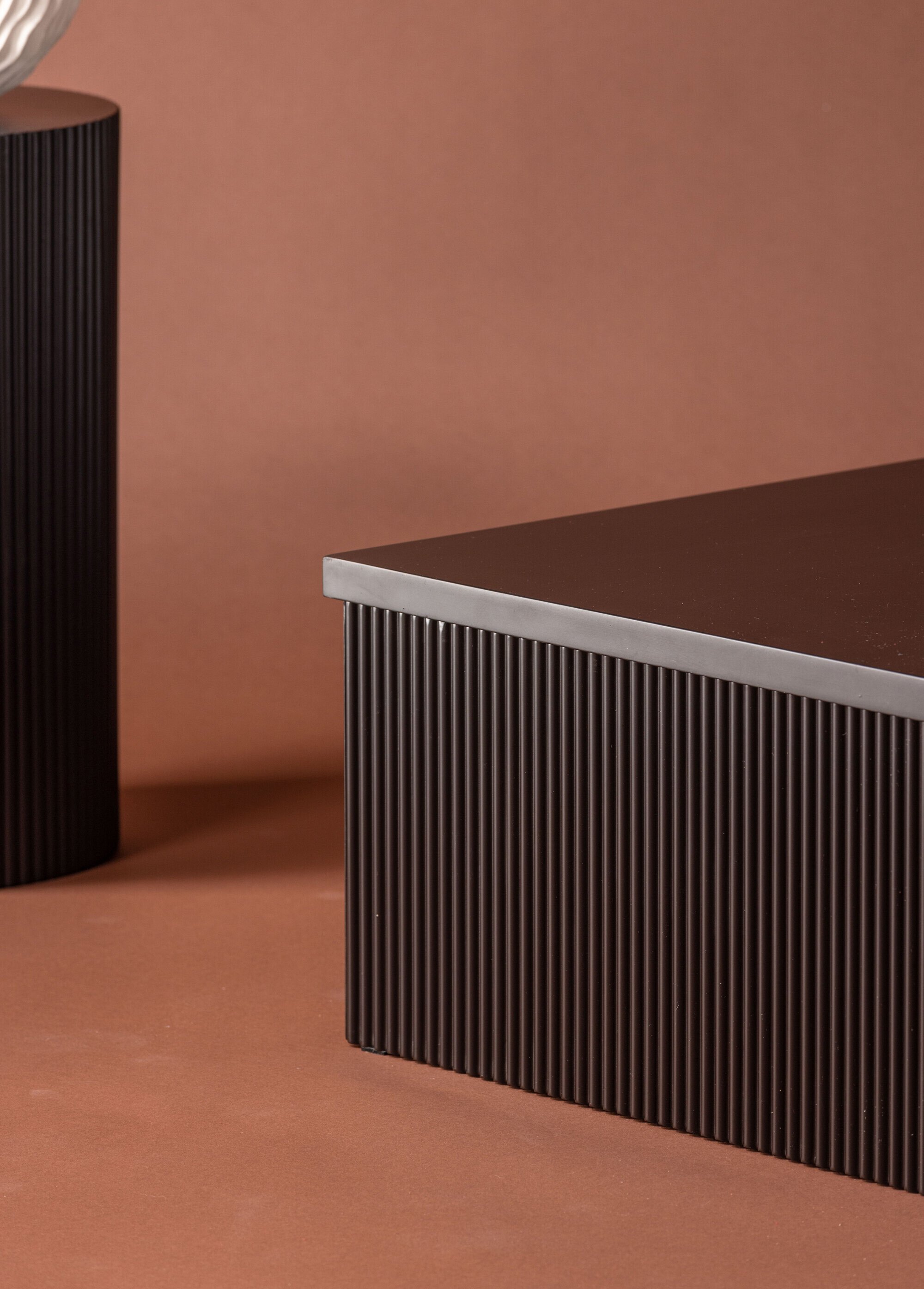 Table basse carrée design en bois foncé NOIR VEN-15009-120 DE4