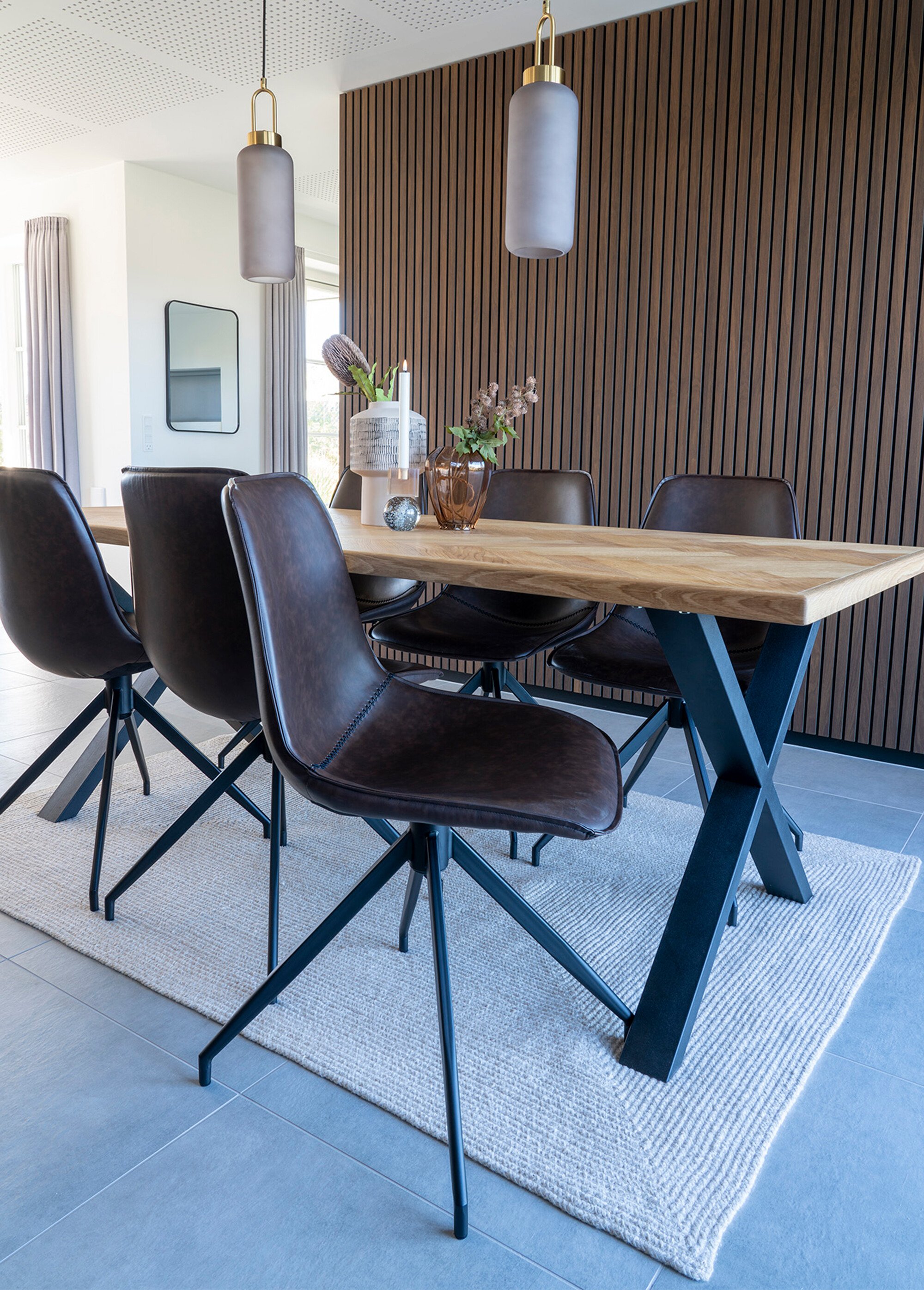 Chaise de salle à manger en simili cuir MARRON HN-1001280 SI2