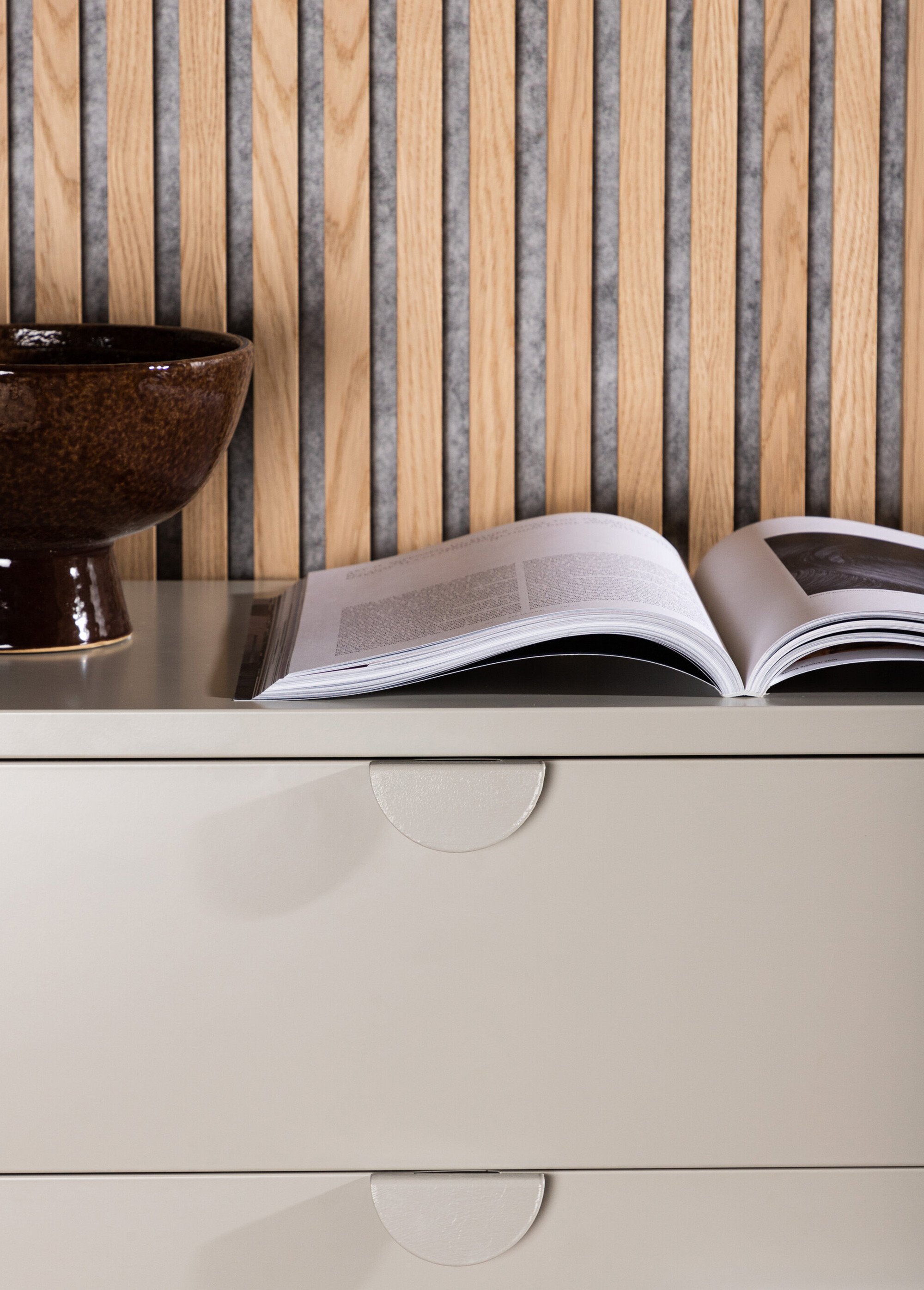 Commode épurée en acier 4 tiroirs BEIGE VEN-15621-250 DE3