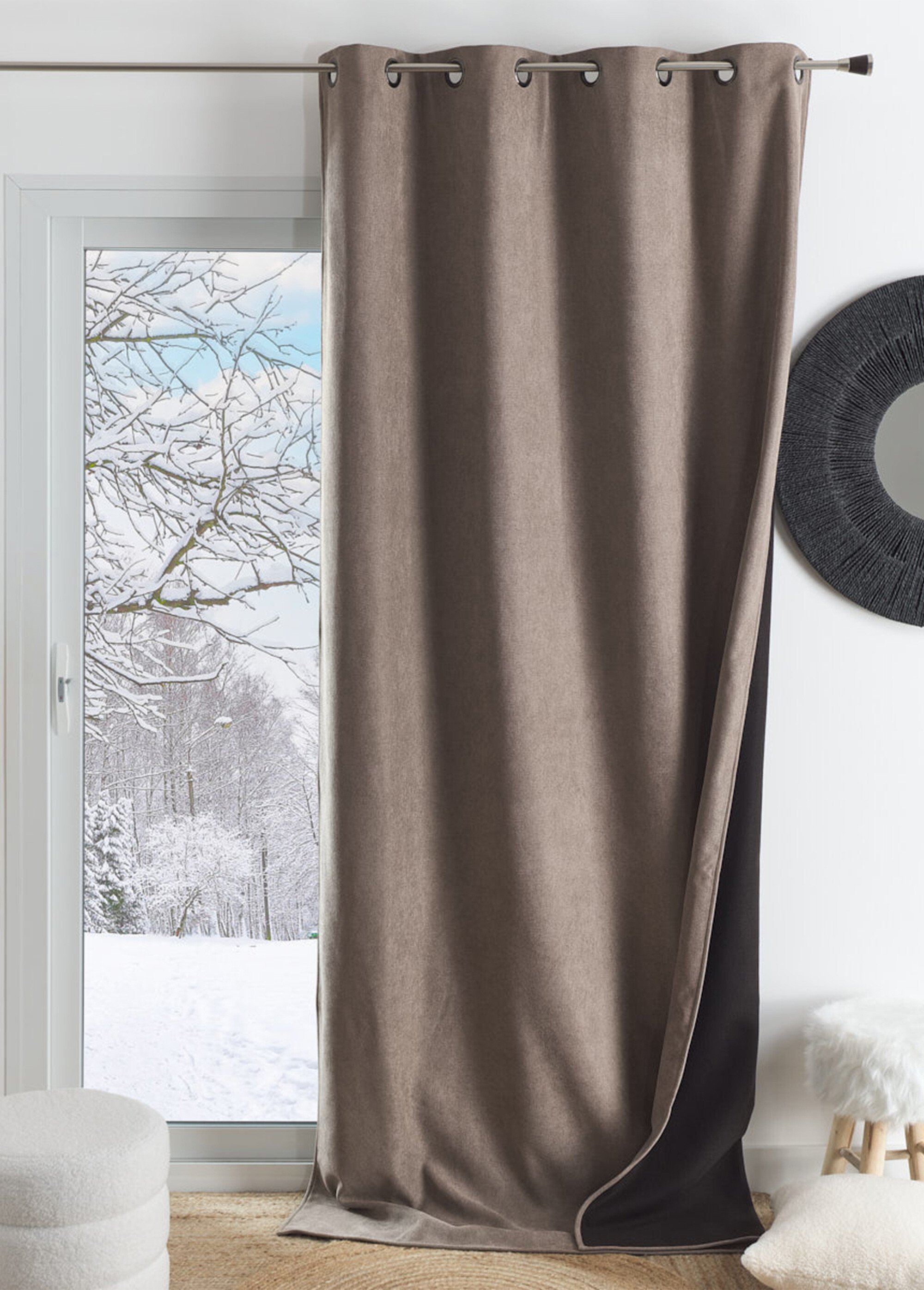 Rideau obscurcissant et isolant, à œillets