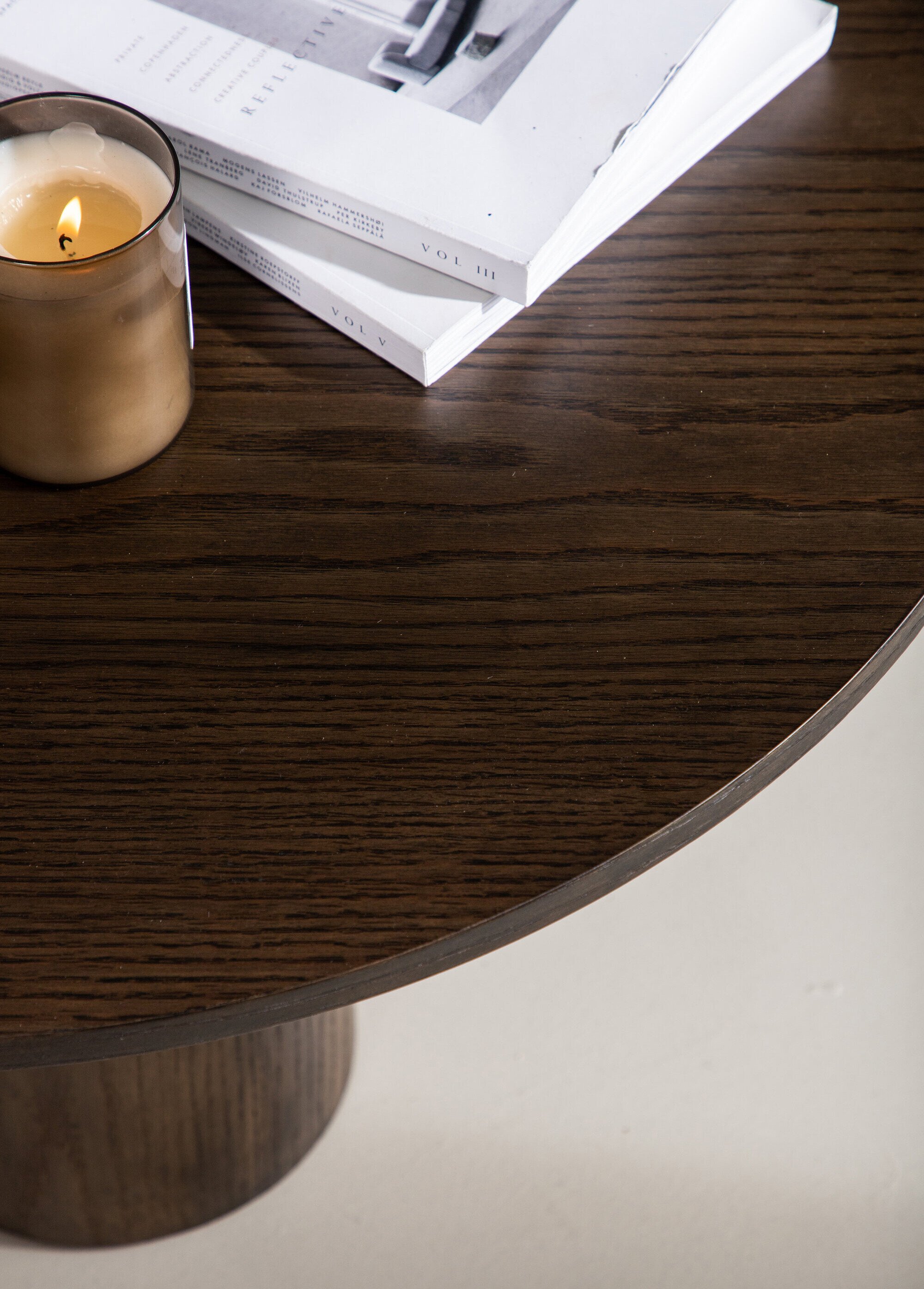 Table basse bois foncé, pied fantaisie MARRON VEN-15009-103 DE3