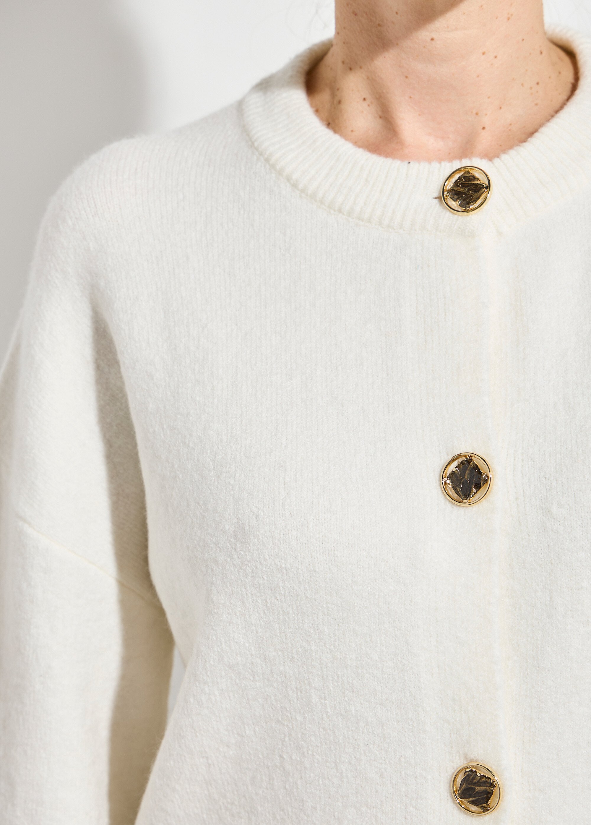 Gilet cardigan unie boutonnée avec laine