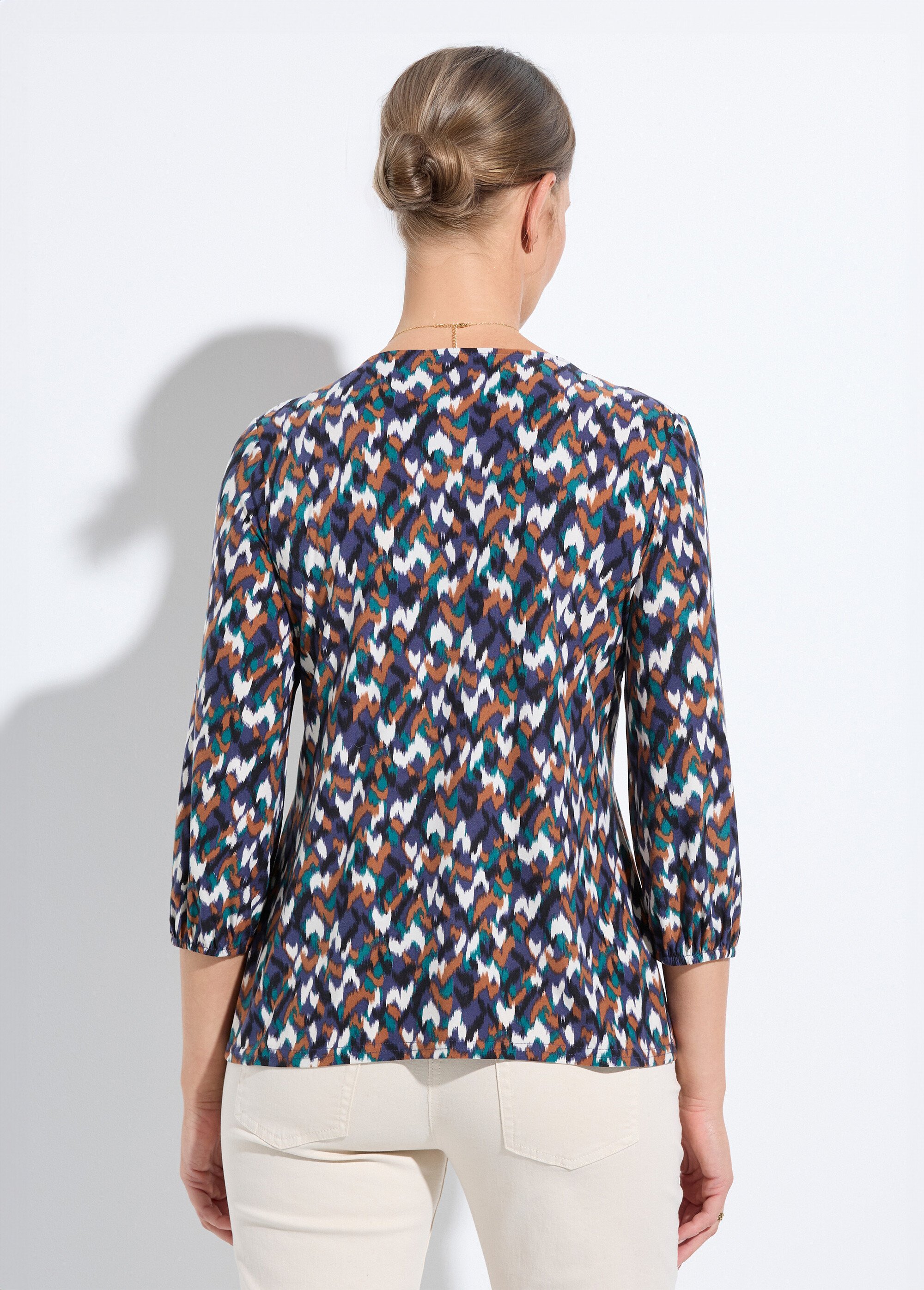 T-shirt ample col V manches 3/4 imprimé graphique