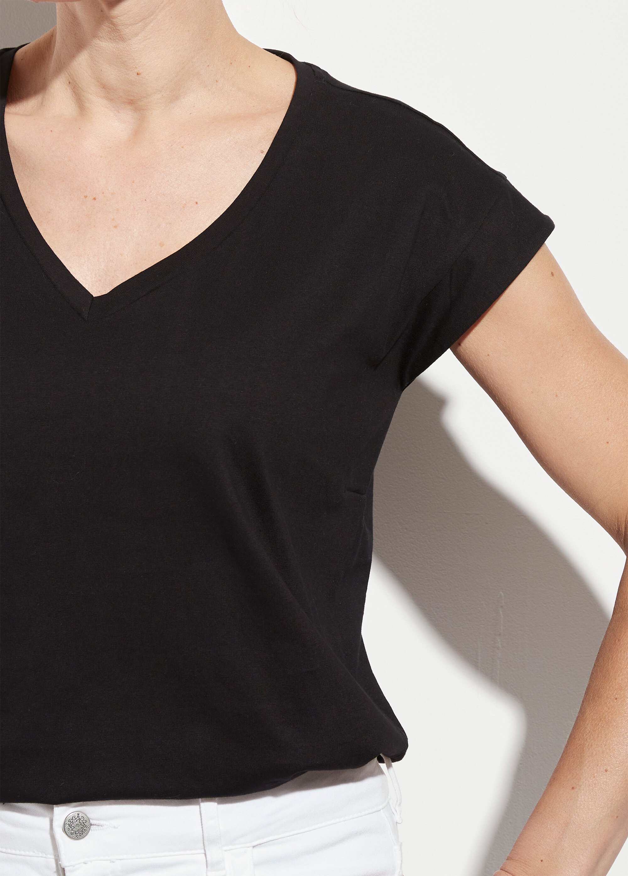 T-shirt col V sans manches maille coton