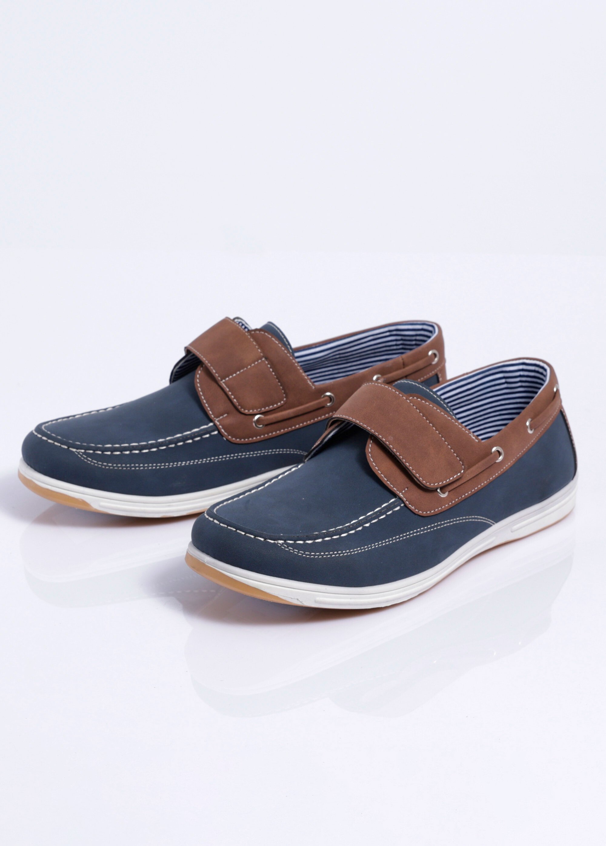 Mocassins bateau à scratch largeur confort