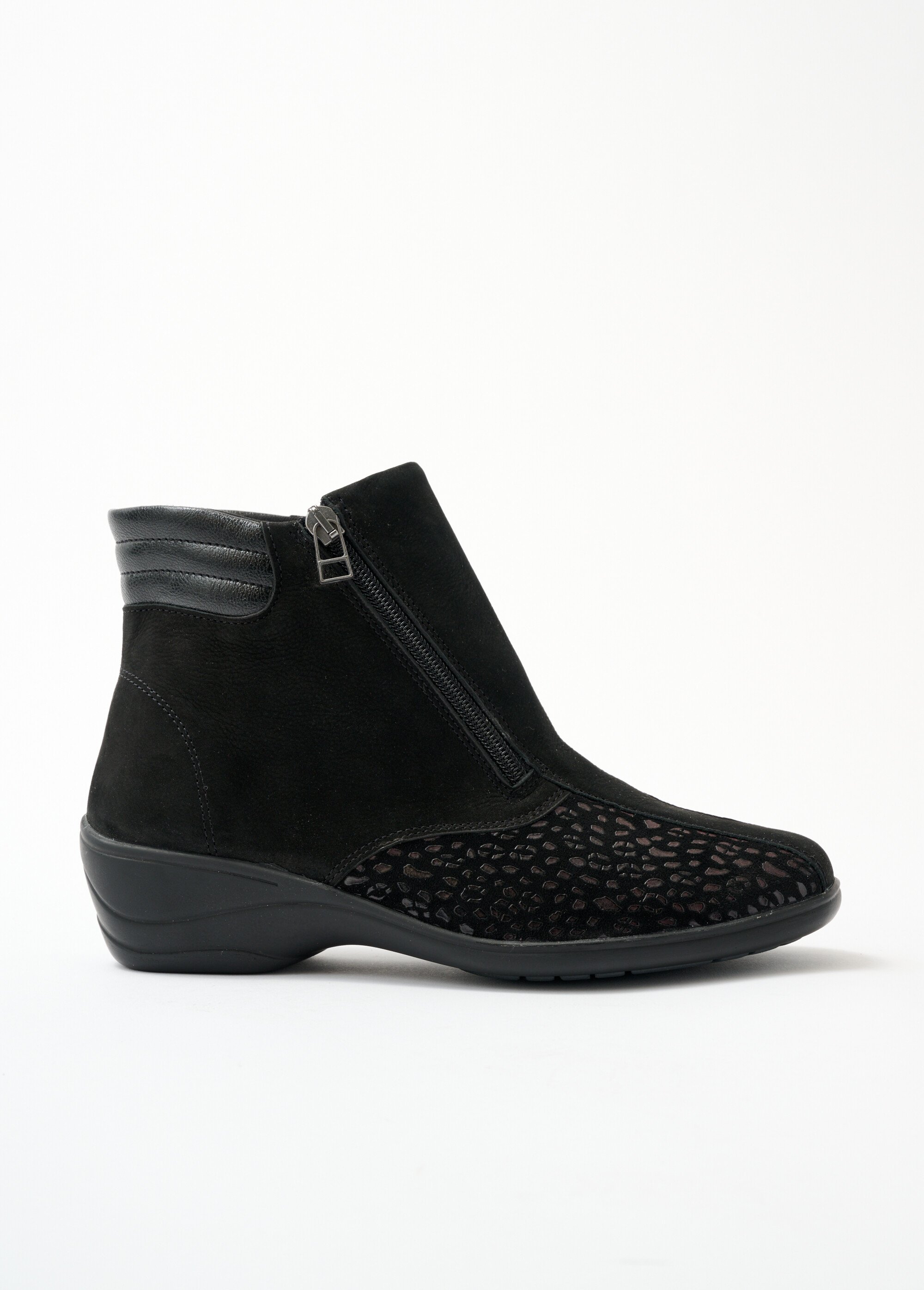 Boots cuir nubuck côtés extensibles Femme Noir ONELKA DR1
