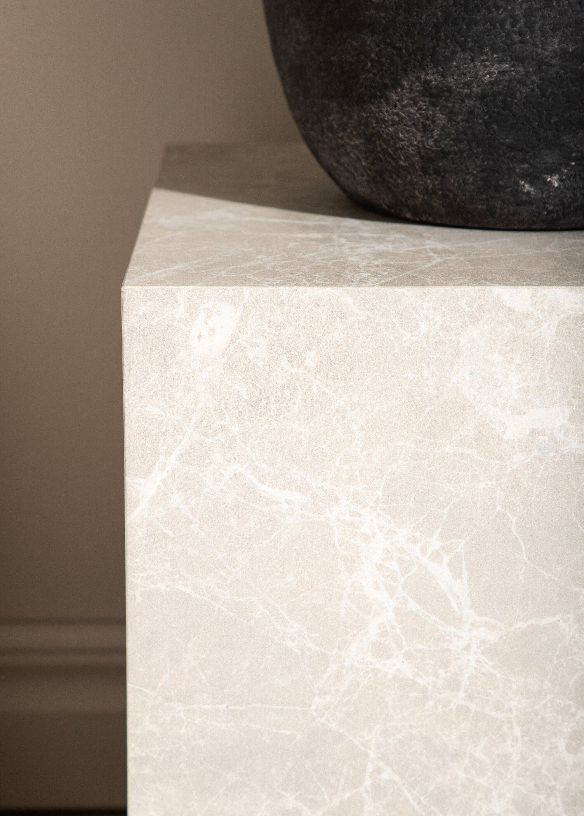 Table d'appoint en bois, effet marbre BEIGE VEN-15009-091 DE4