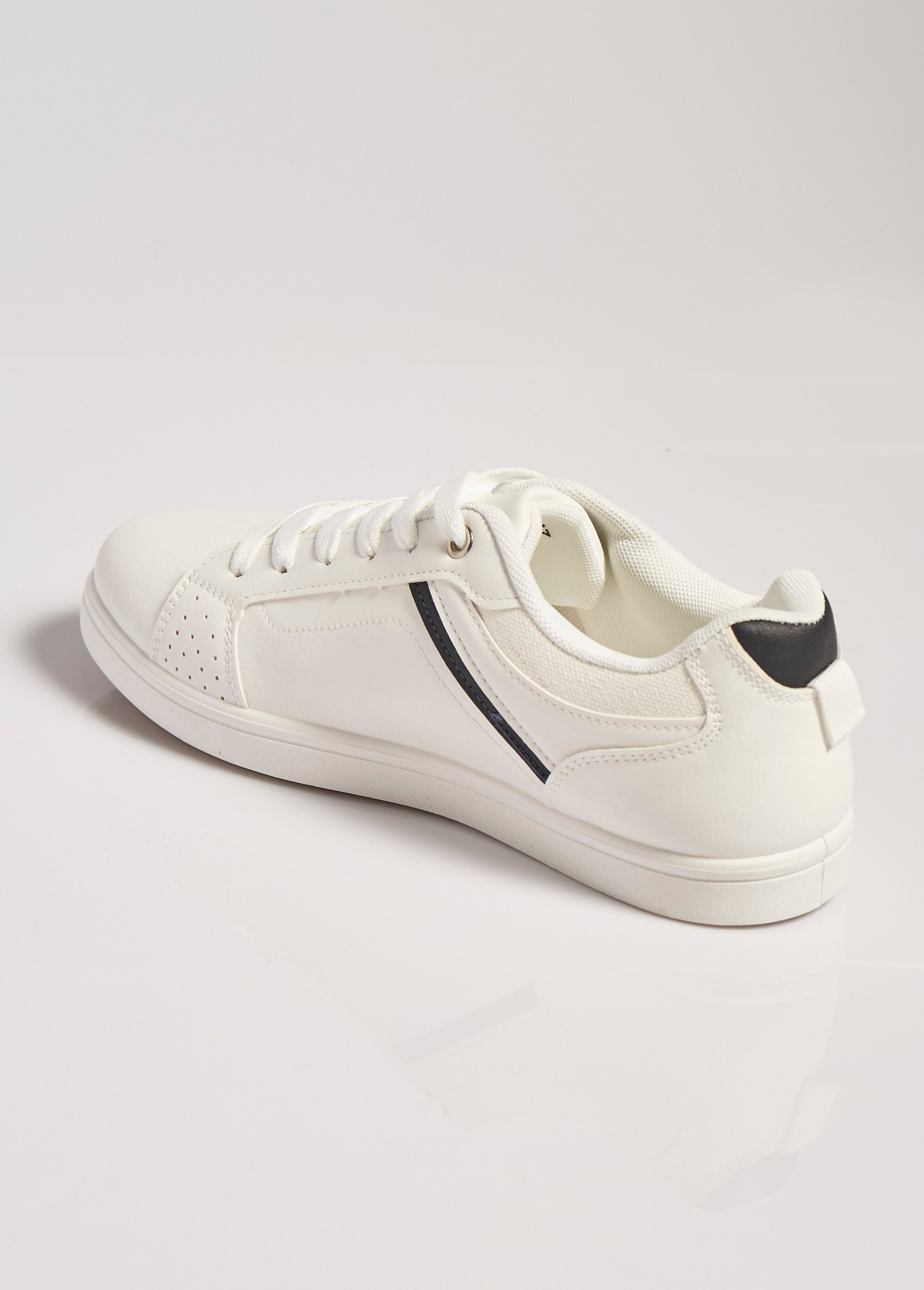 Baskets épurées sportswear chic