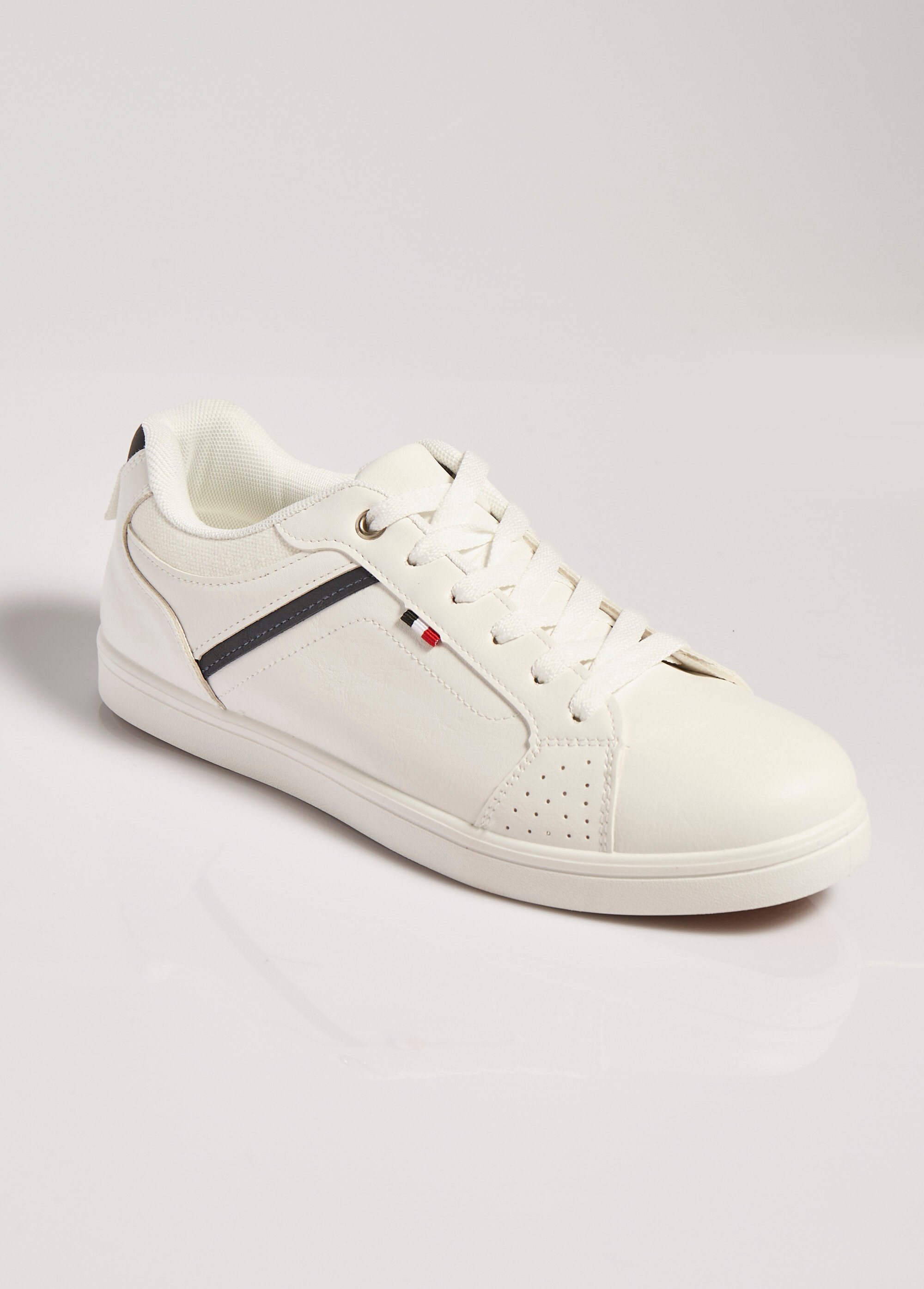 Baskets épurées sportswear chic