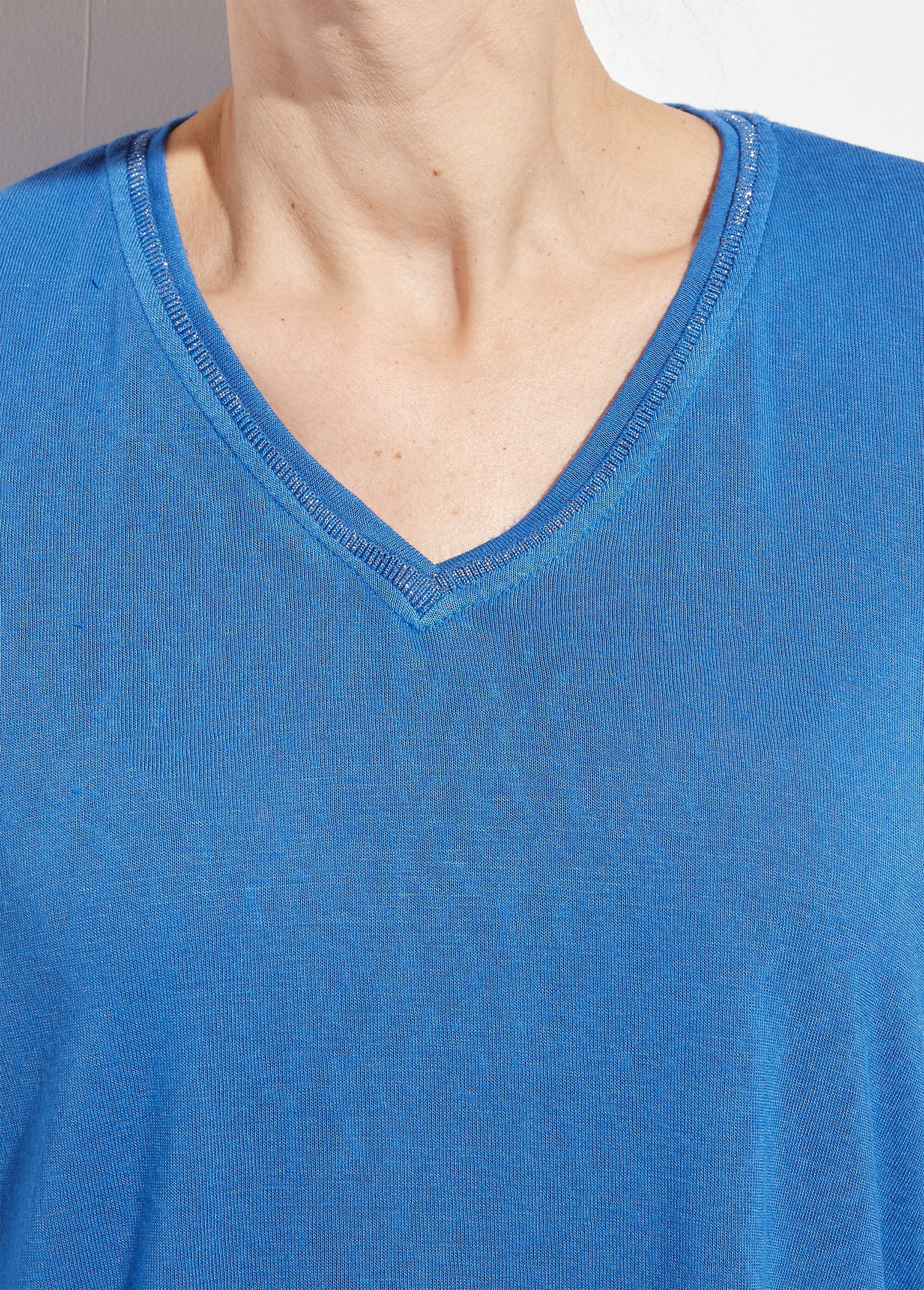 T-shirt col V métallisé et manches kimono