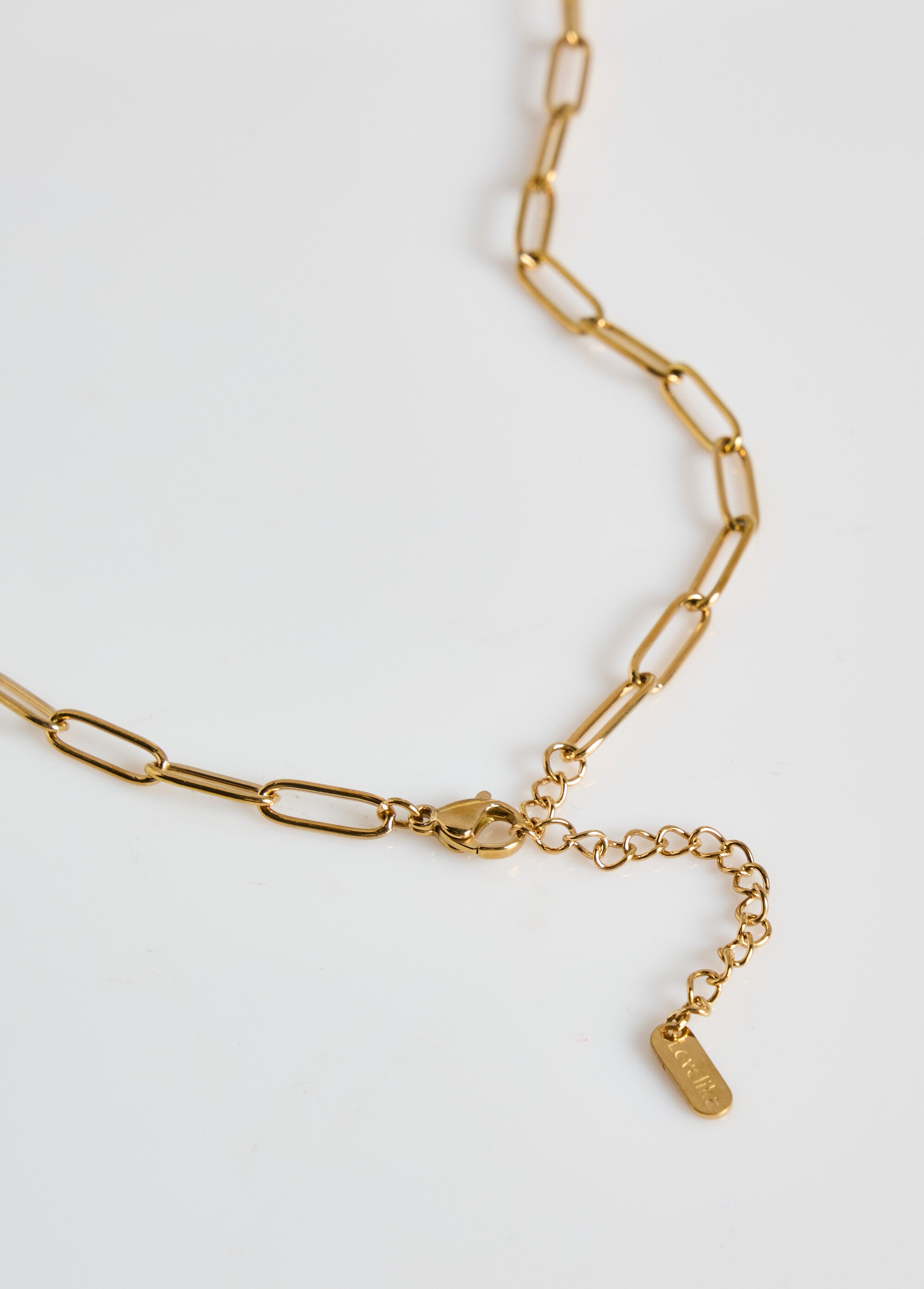 Collier ras de cou en acier inox martelé Doré L09-254 DE2