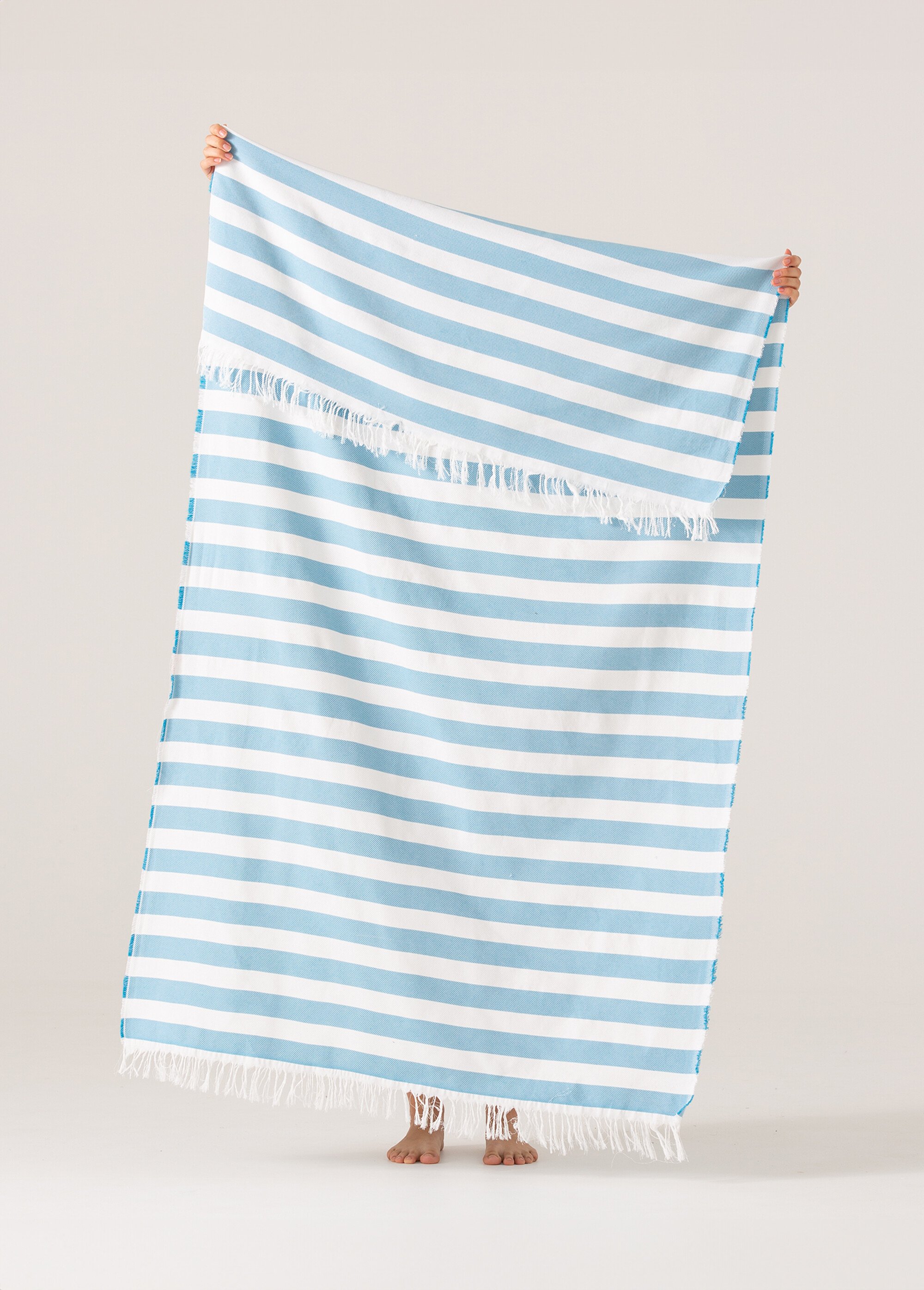 Grande fouta de plage rayée en coton