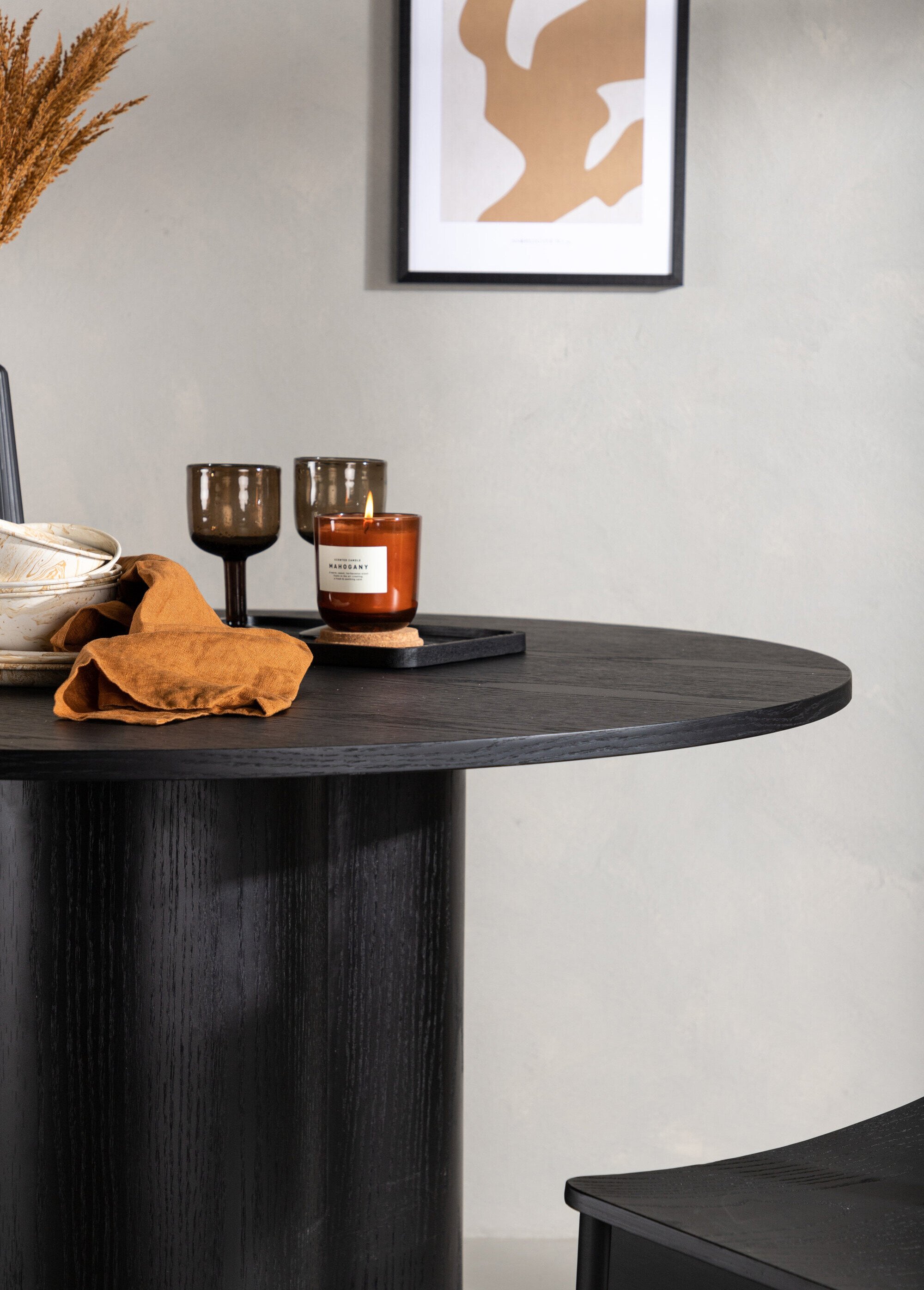 Table à manger bois foncé pied fantaisie NOIR VEN-19996-428 DE4