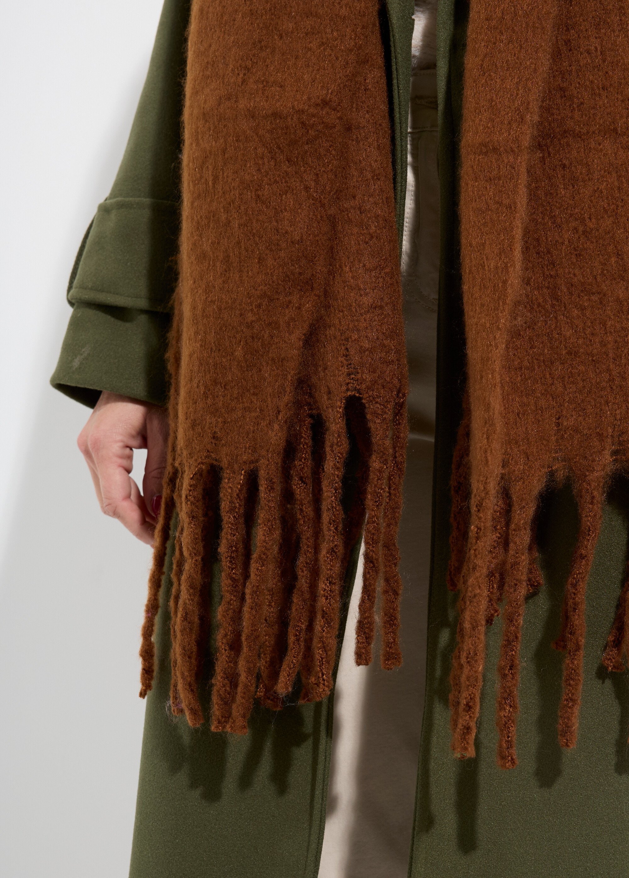 Echarpe XXL unie à grosses franges