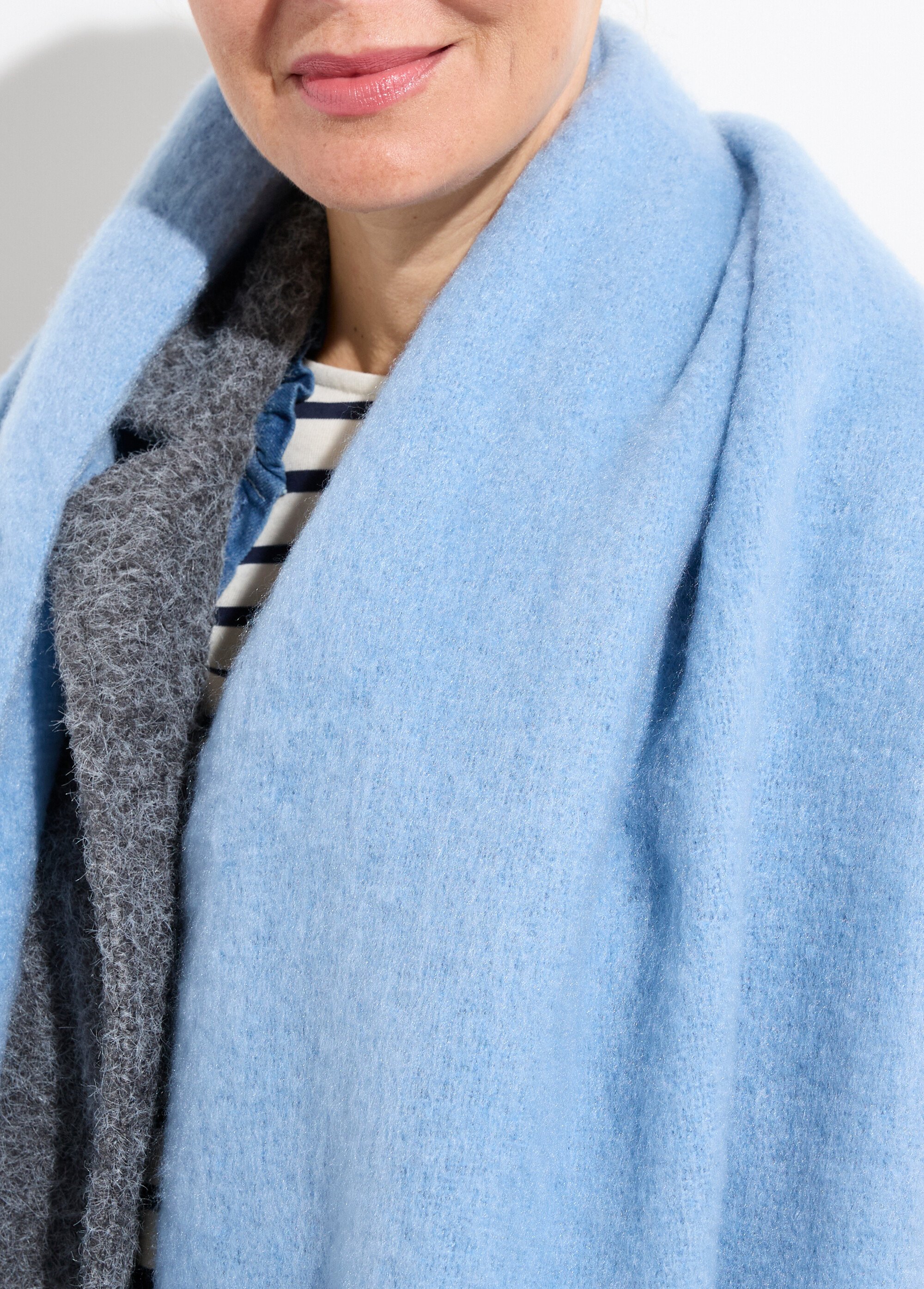 Echarpe XXL unie à grosses franges Femme Bleu NES180LSW2412 DE1