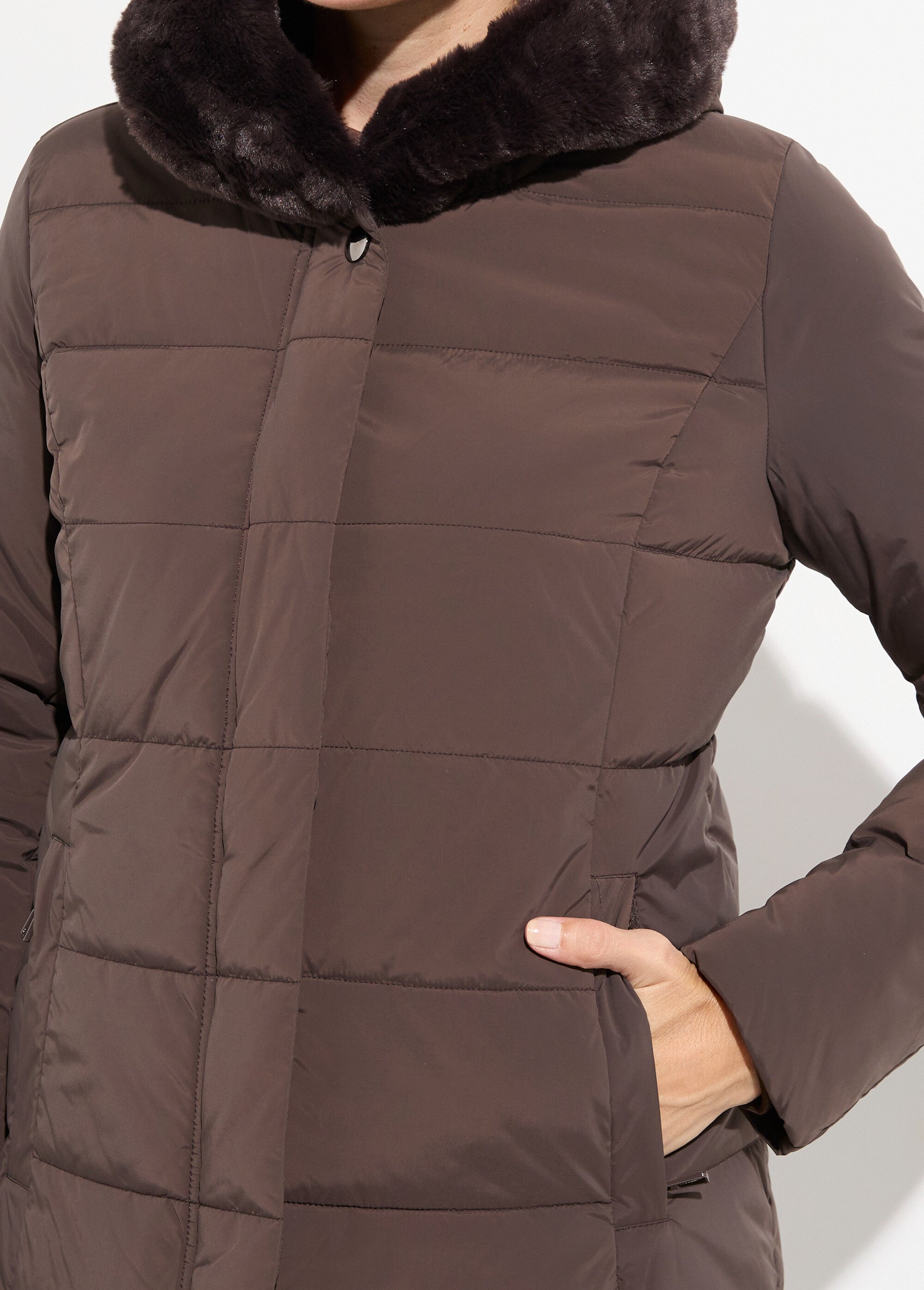 Doudoune courte avec capuche fourrure Femme Marron LJ-6071 DE1
