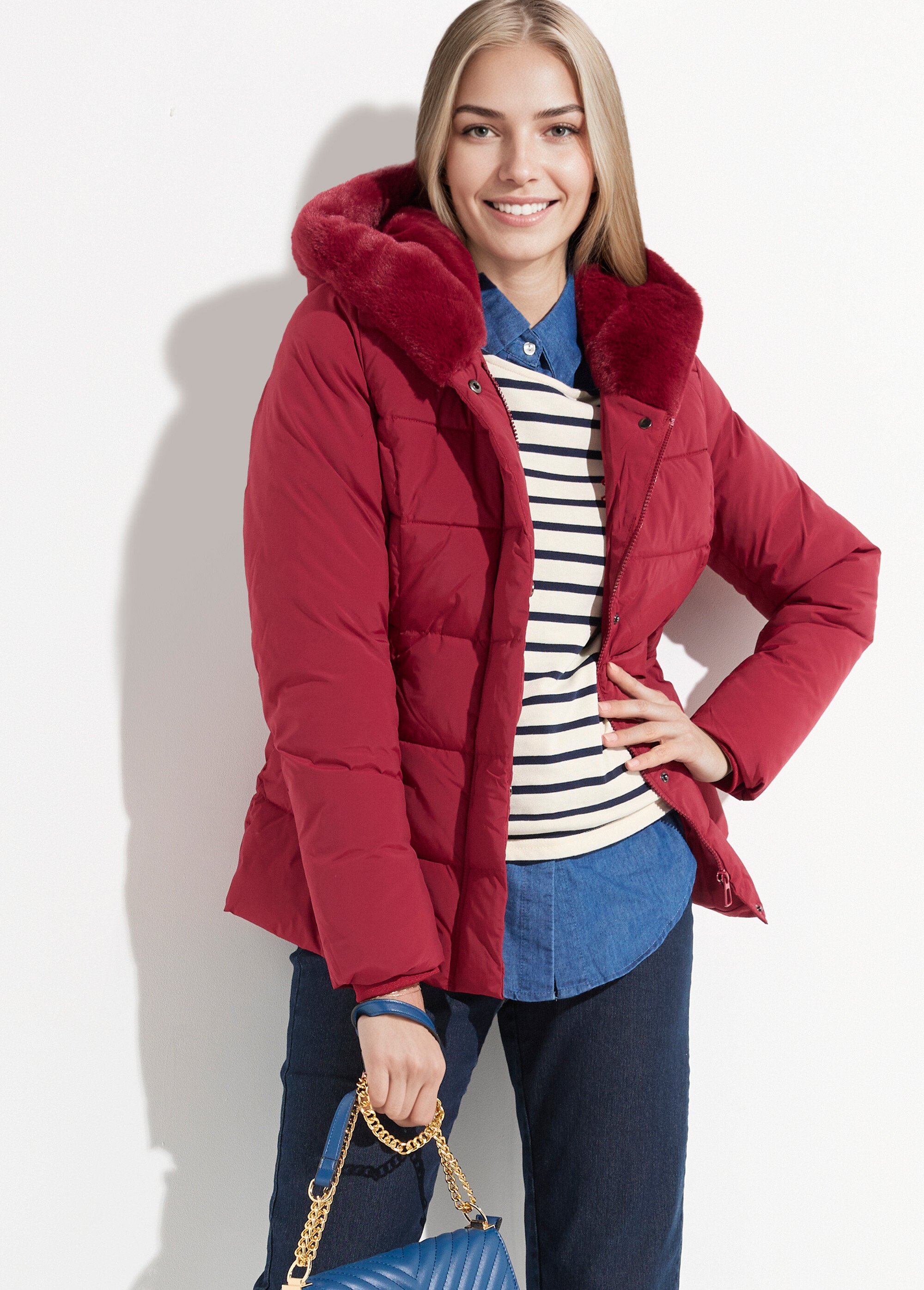 Doudoune courte avec capuche fourrure Femme Rouge LJ-6071 MV1
