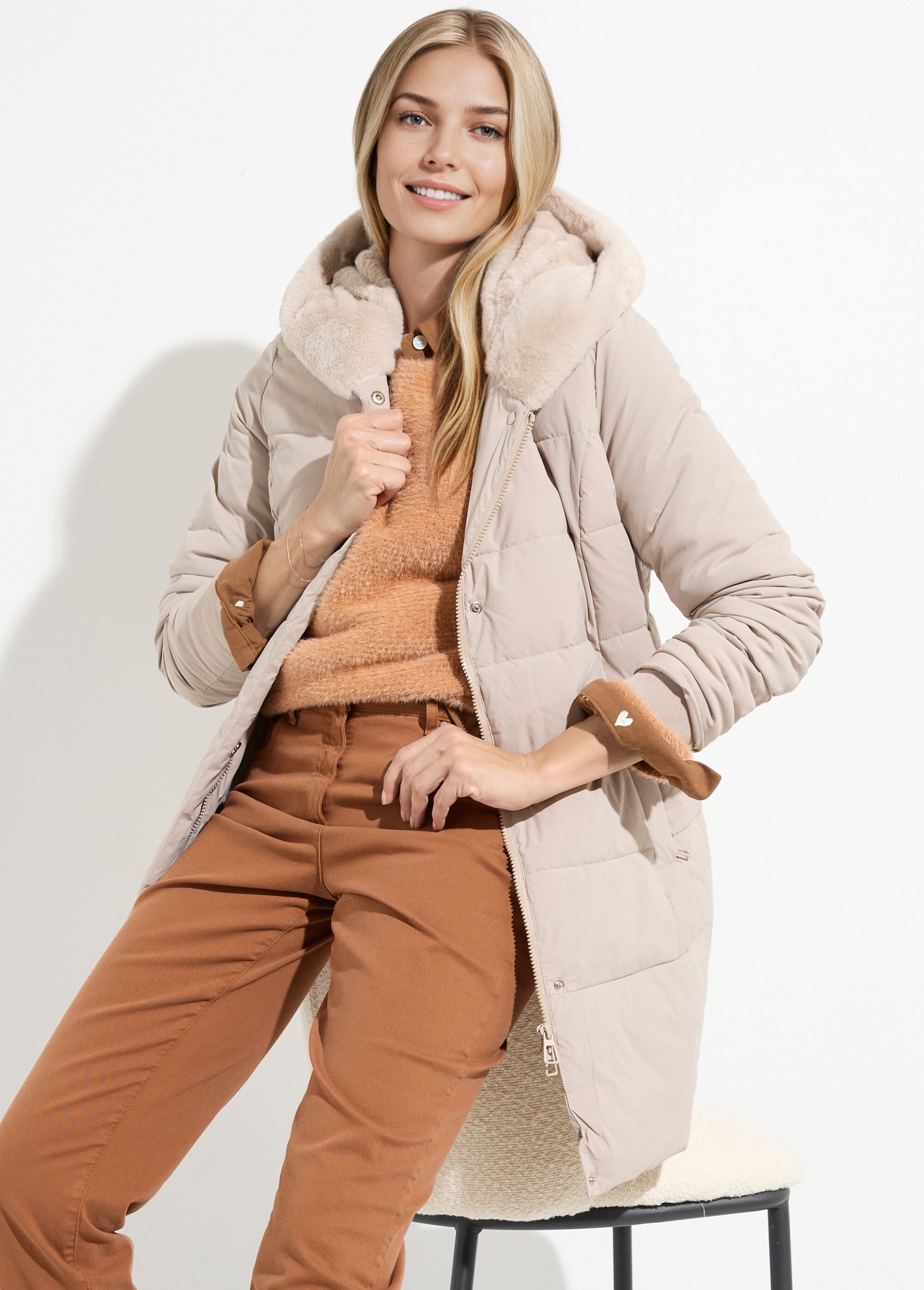 Doudoune longue avec capuche fourrure Femme Beige LJ-6072 MV1