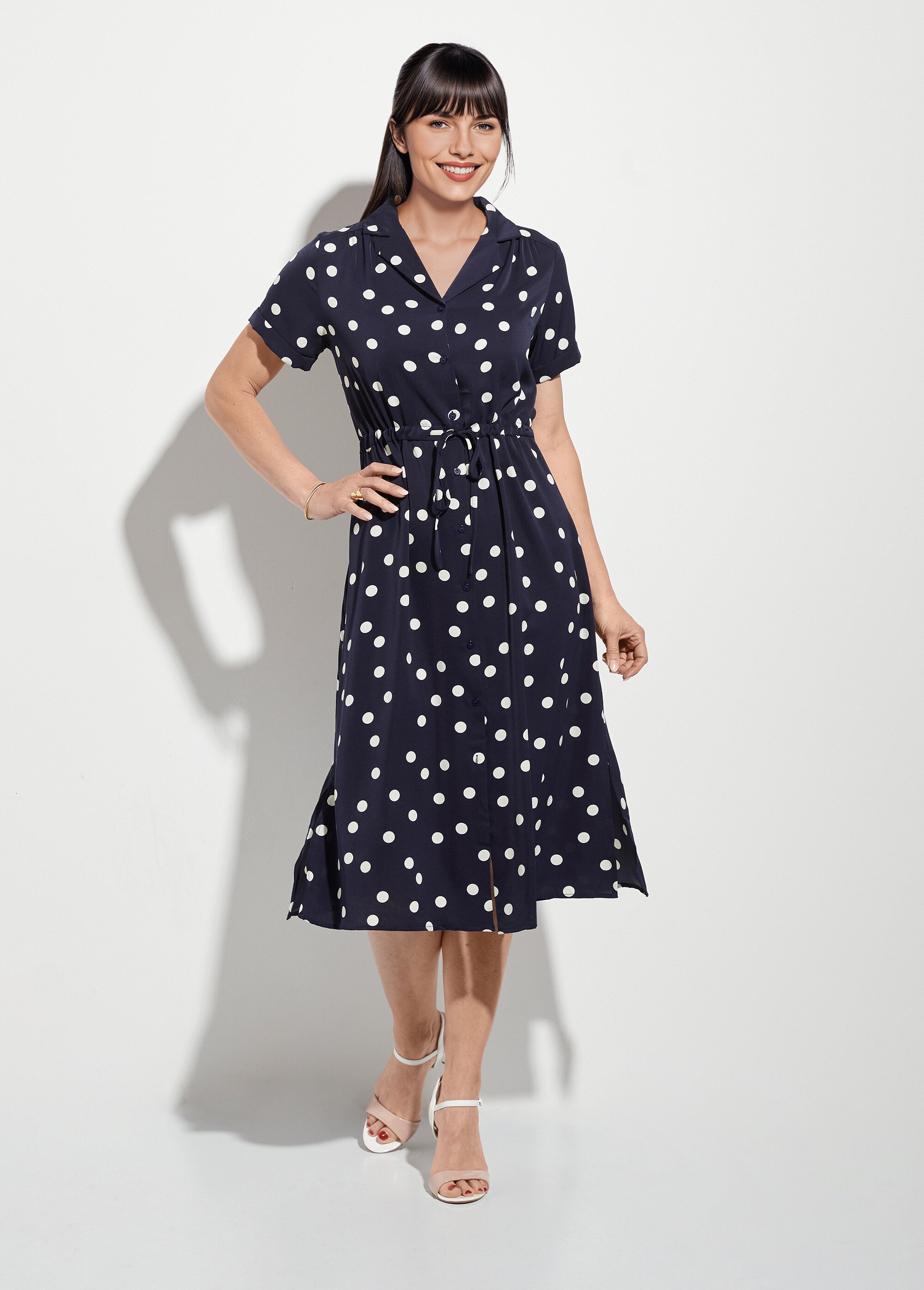 Robe chemisier à pois longue à ceinturer