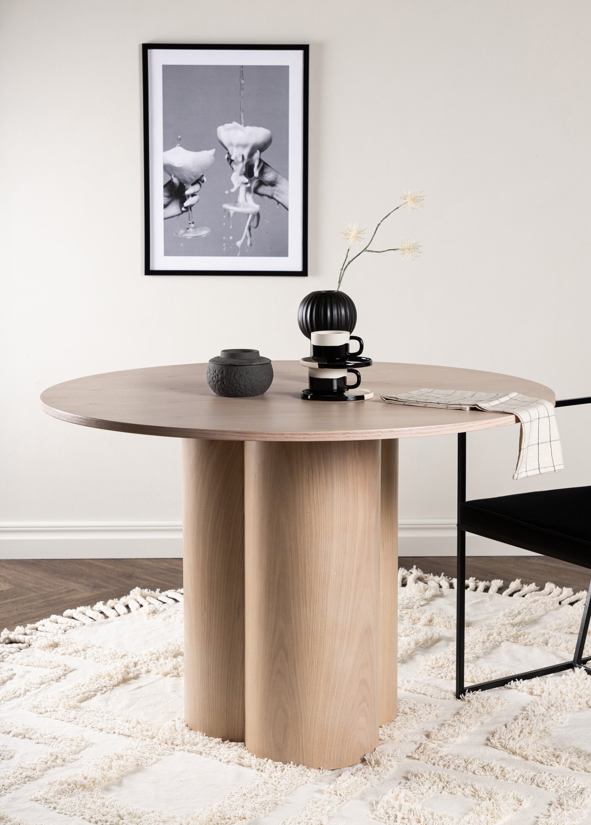 Table à manger bois clair pied fantaisie BLANCHI VEN-19996-420 SI1