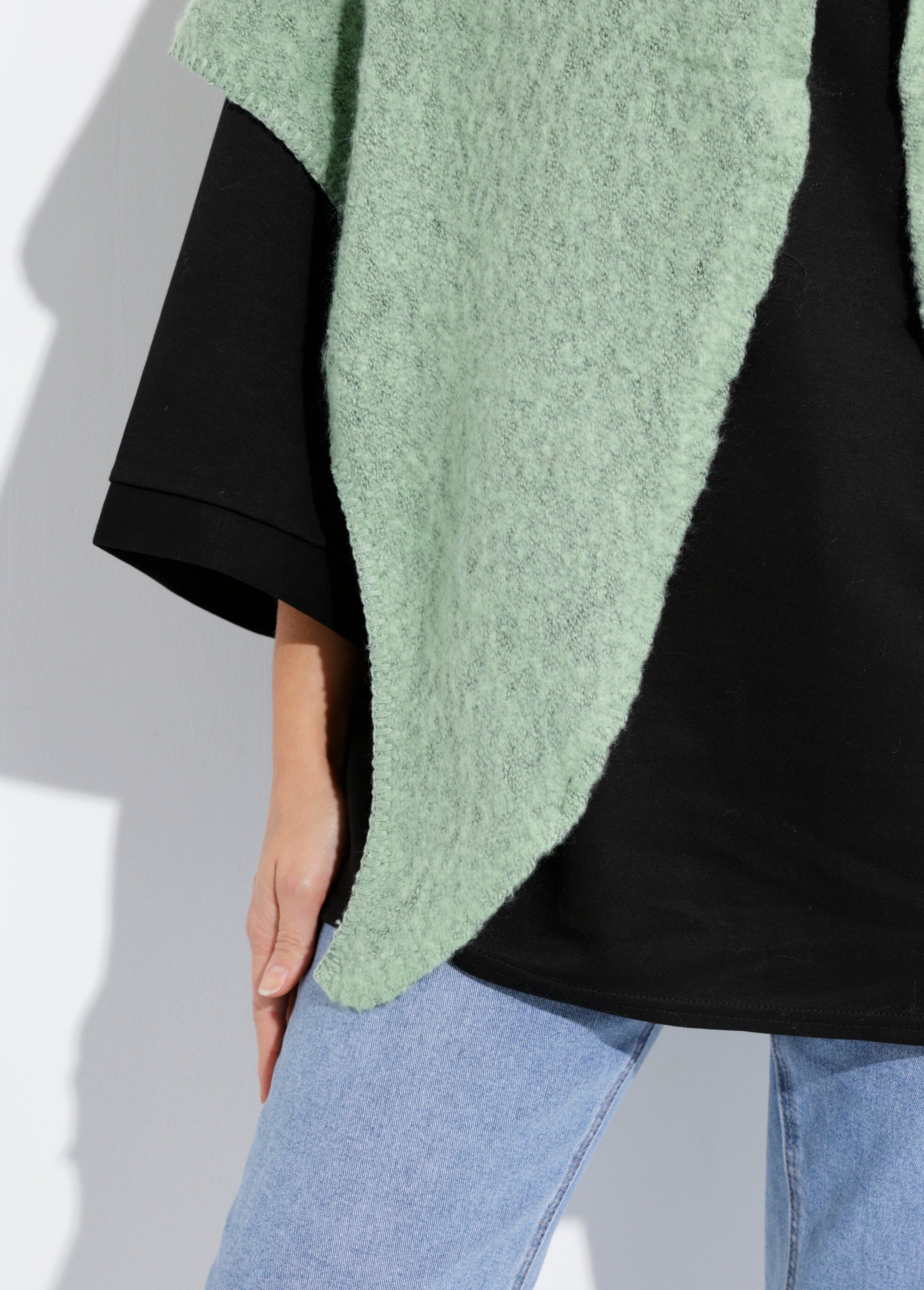 Echarpe triangle maille douce et chaude Femme Vert NES180LSW2514 DE1