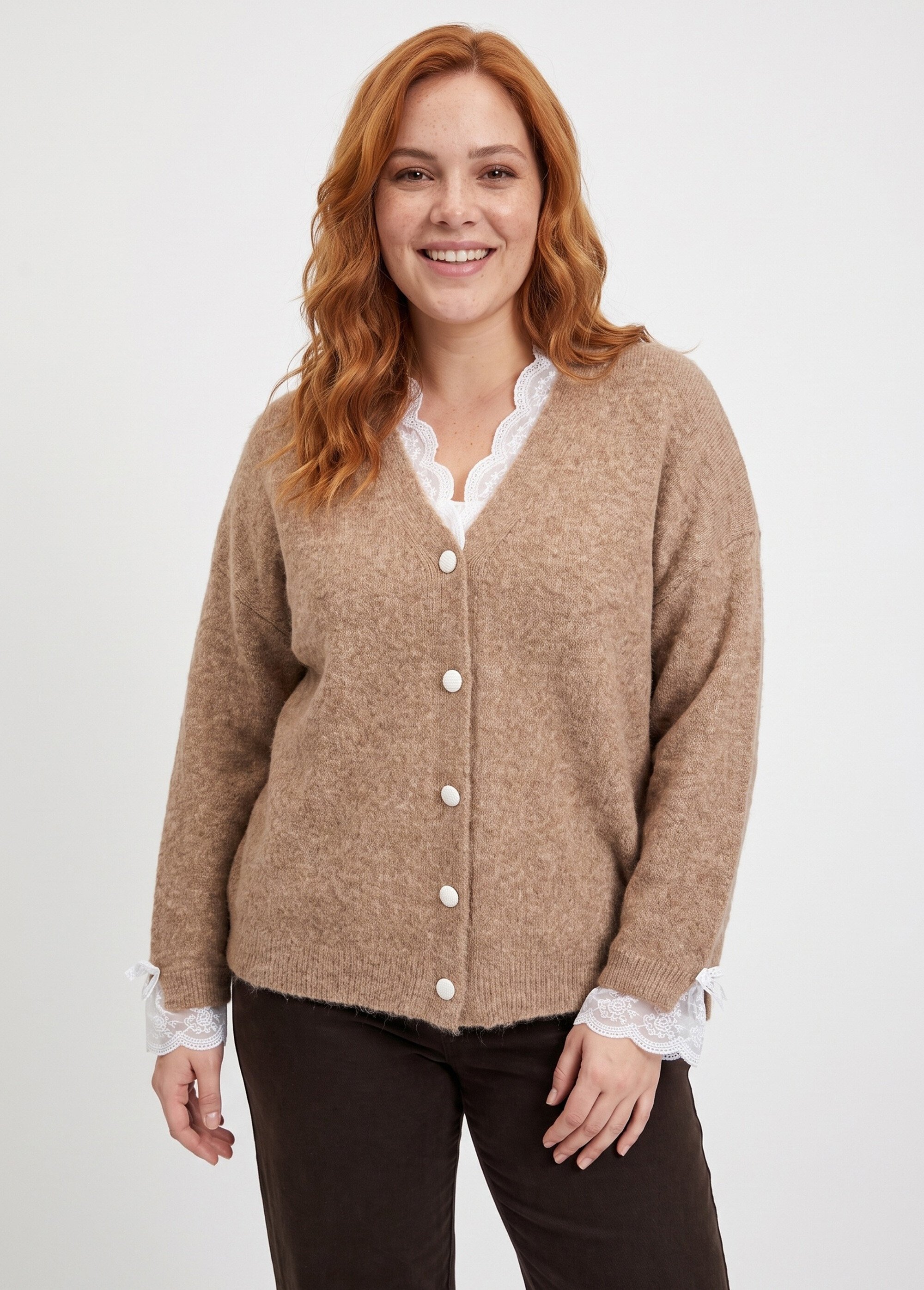 Gilet avec laine et détails dentelle Femme Grande Taille Marron MA-72870 FA1