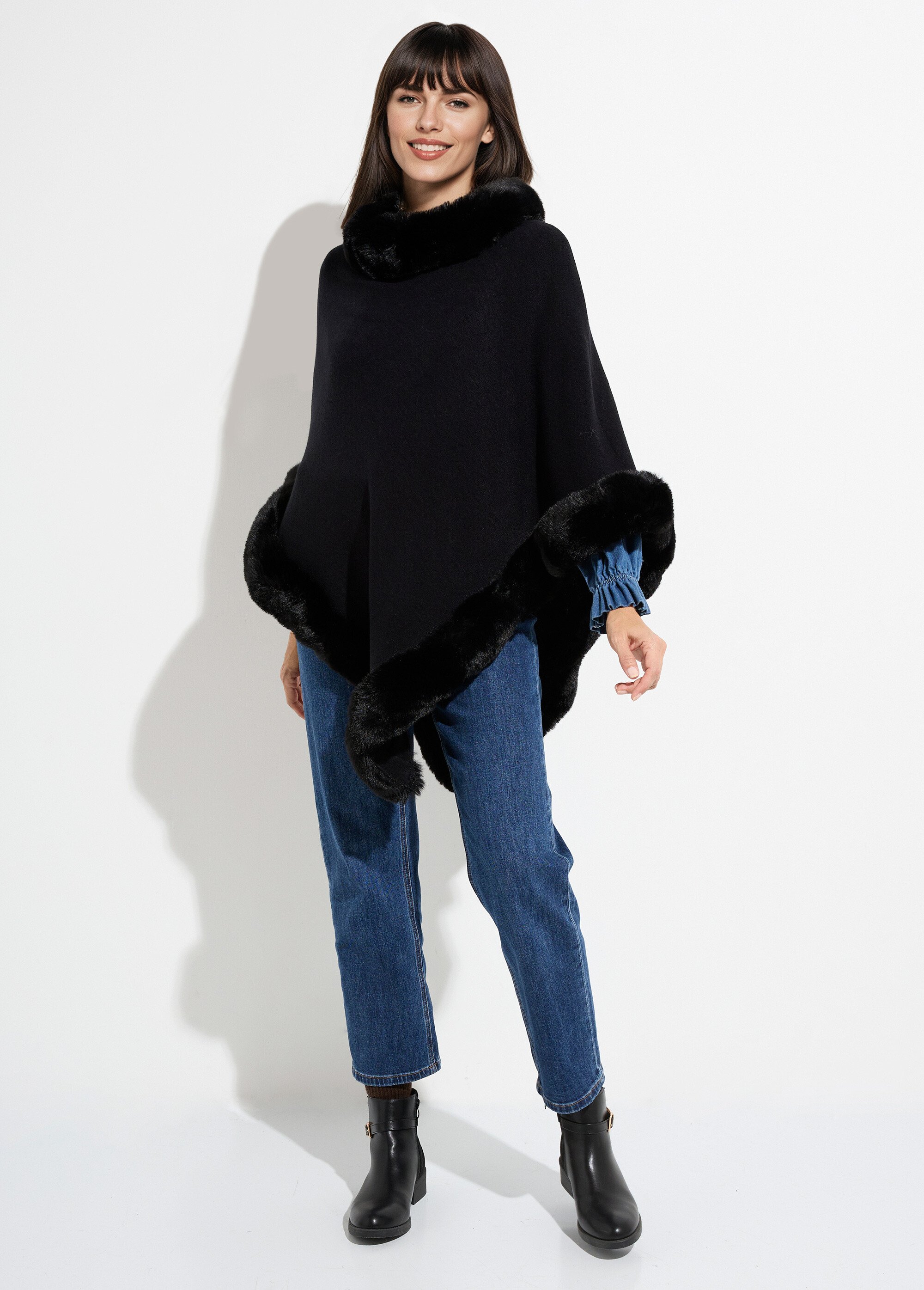 Pull cape, bord fourrure ton sur ton Femme Noir TD-TRIPCH911 SF1
