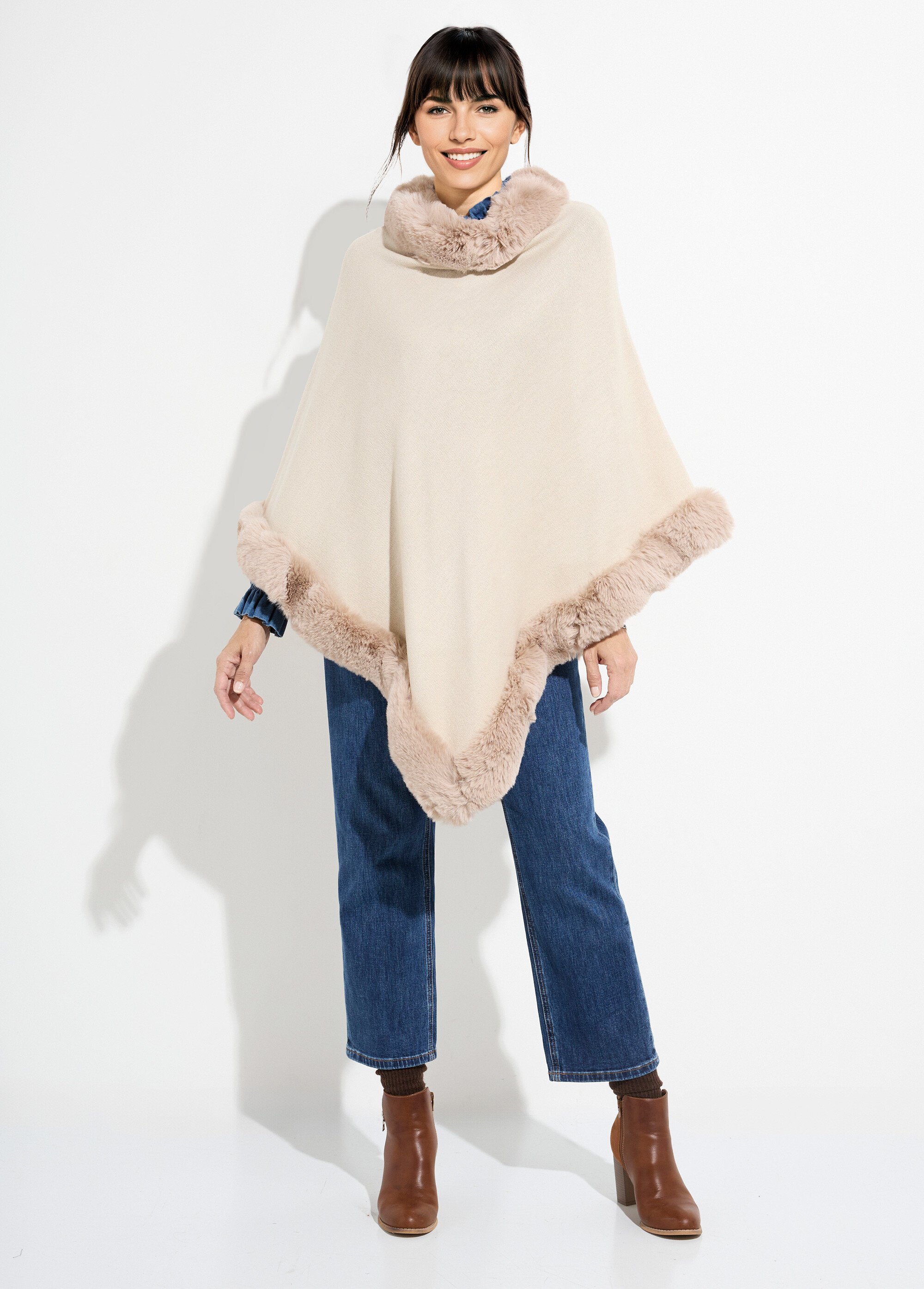 Pull cape, bord fourrure ton sur ton Femme Beige TD-TRIPCH911 SF1