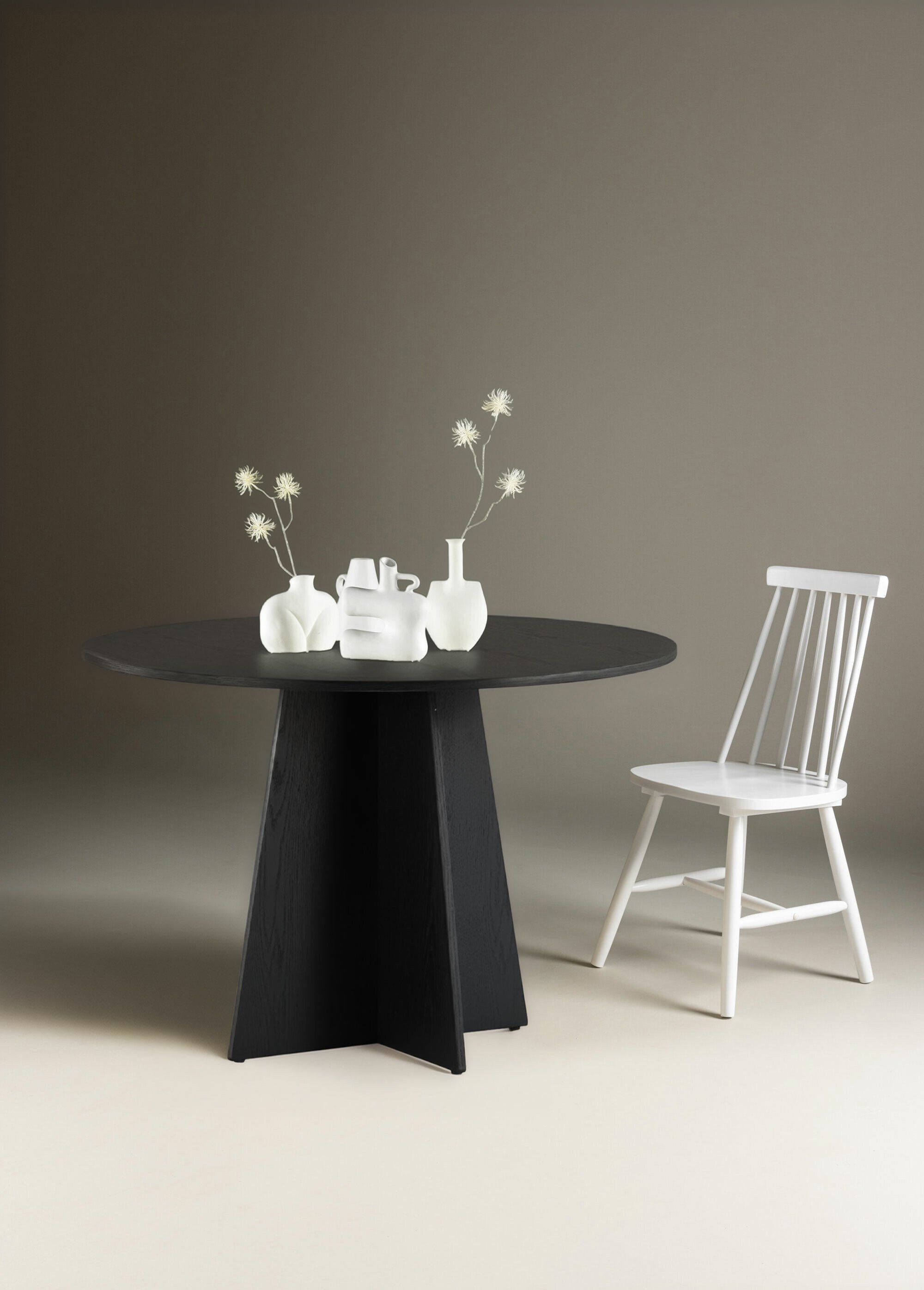 Table à manger pied central fantaisie NOIR VEN-15588-848 SI1