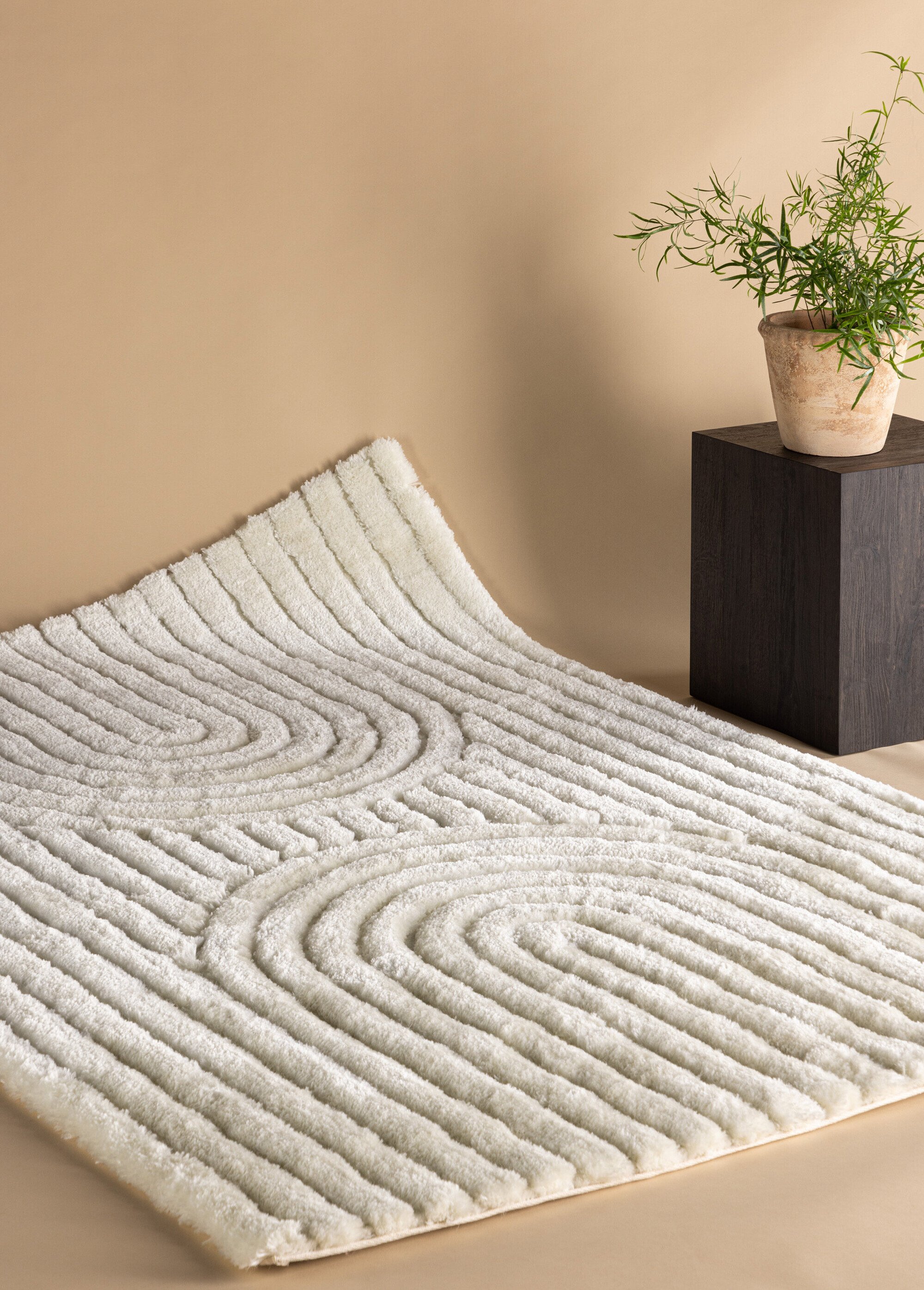 Tapis tufté clair motif arches 2,3x1,6m Blanc VEN-19983-101 SI1