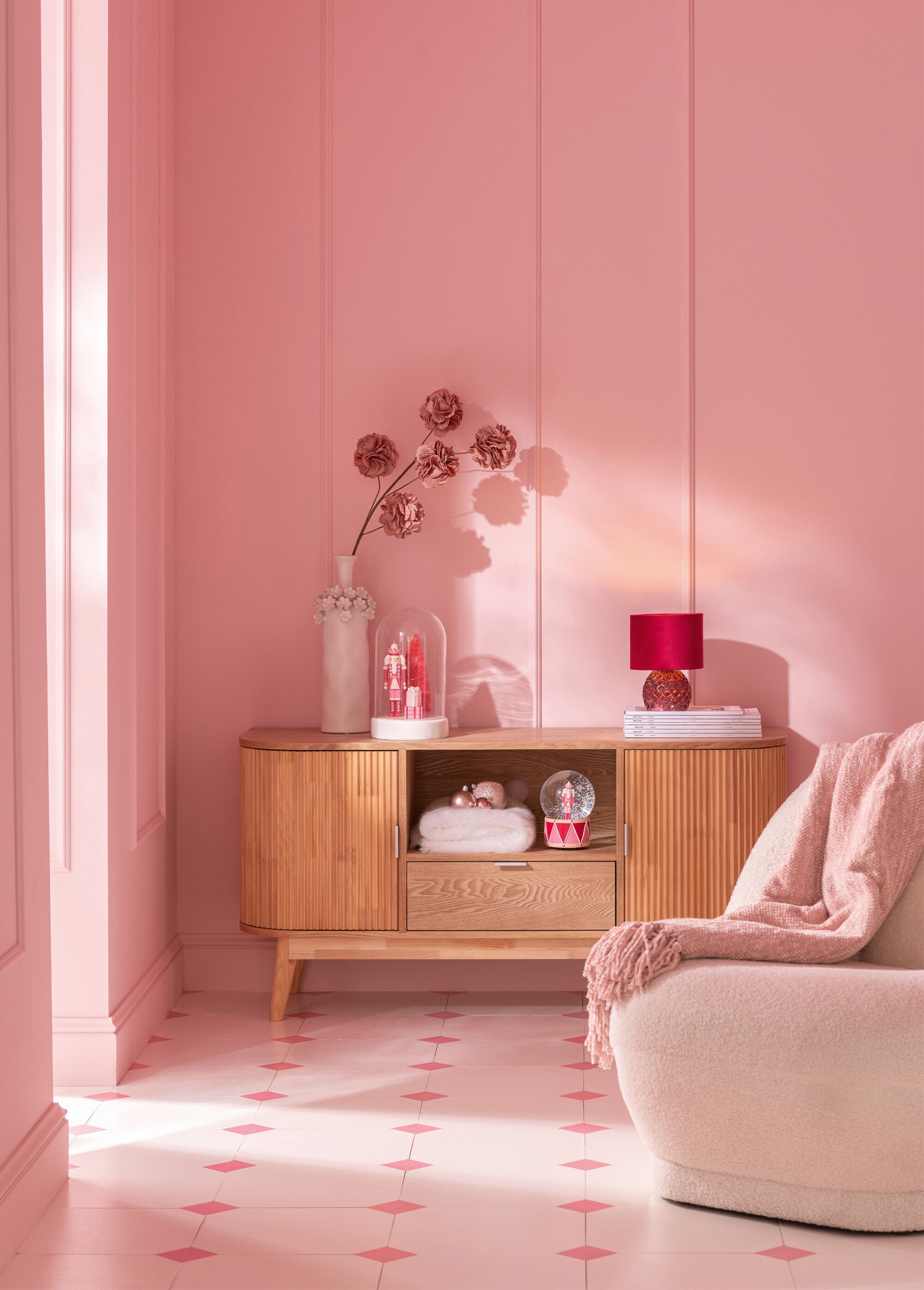 Commode en pin avec 2 portes rainurées BEIGE JP-50772 SI1