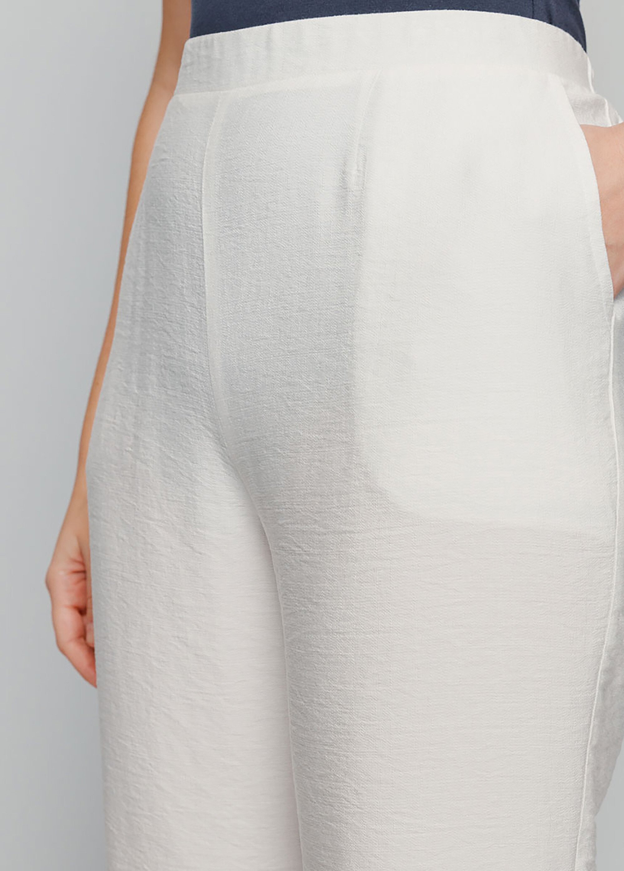 Pantalon en tissu effet lin