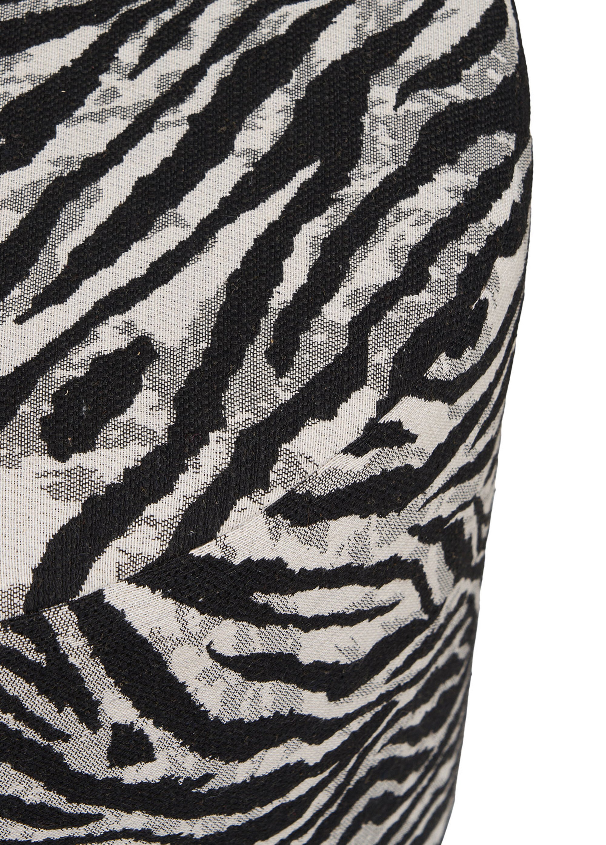 Pouf jacquard imprimé zèbre KIMBERLEY NOIR HN-1501093 DE2