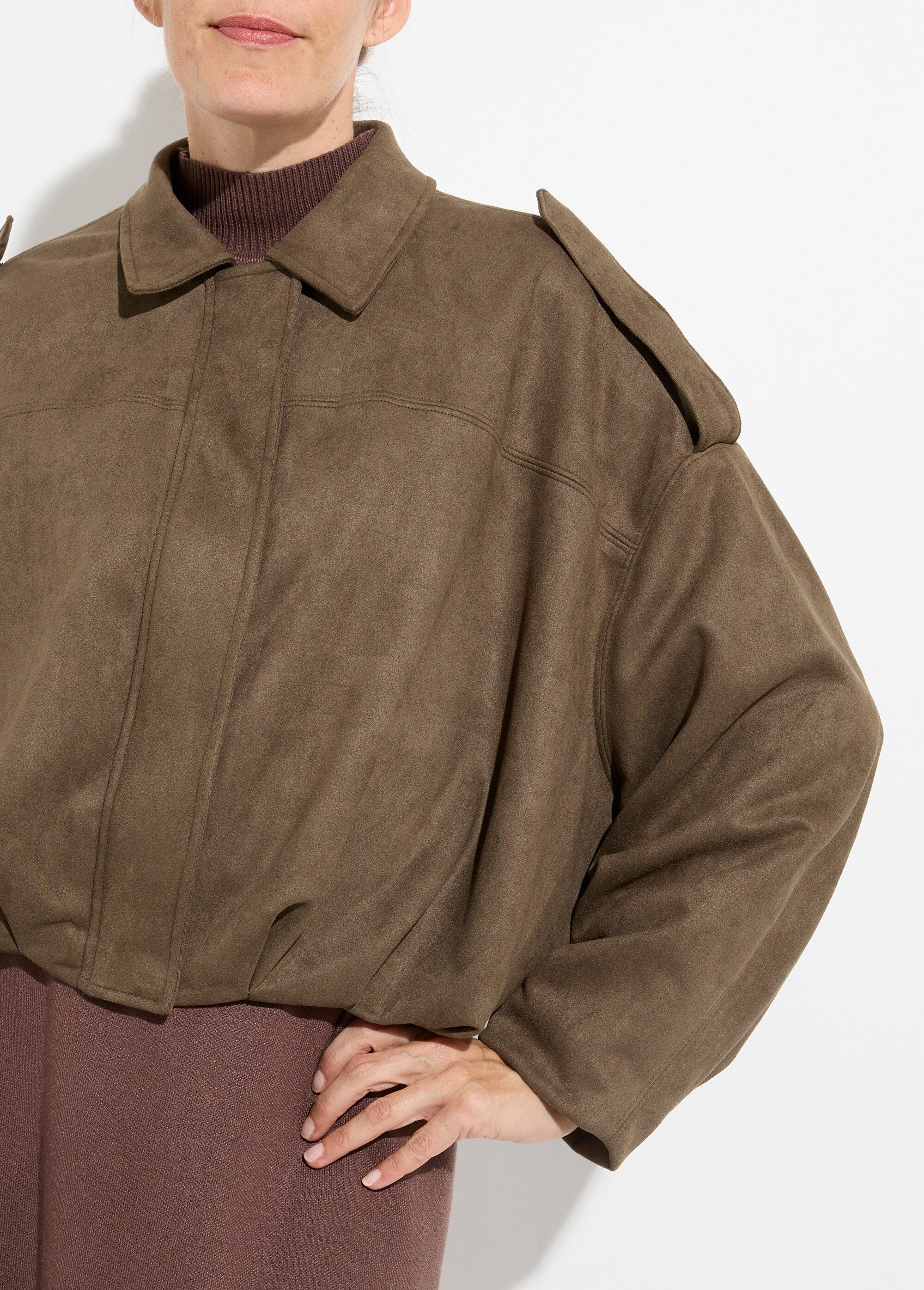 Veste oversize courte plissée en suédine Femme Vert LBC-VE050A DE1